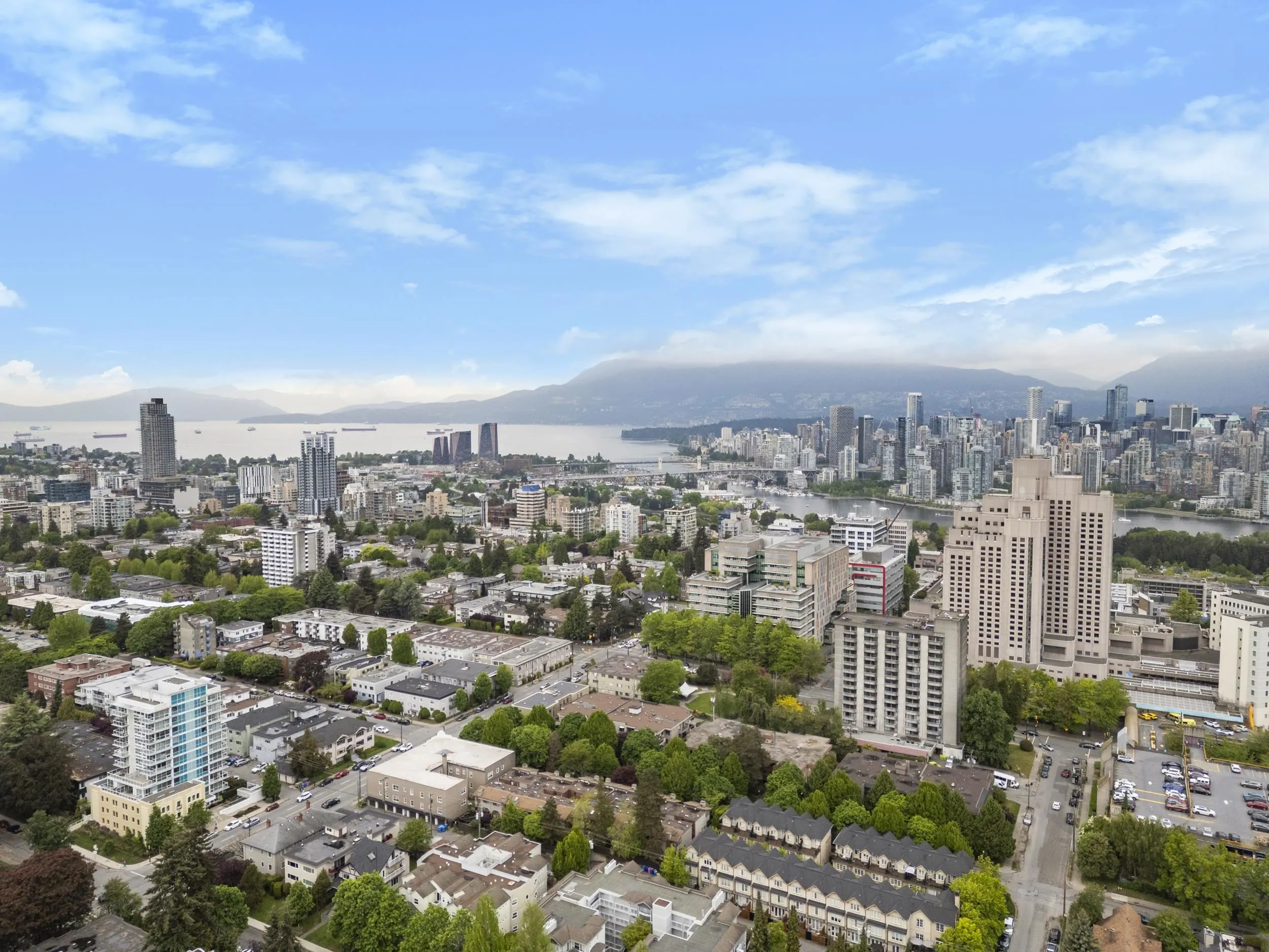 975 W 13th Avenue #209