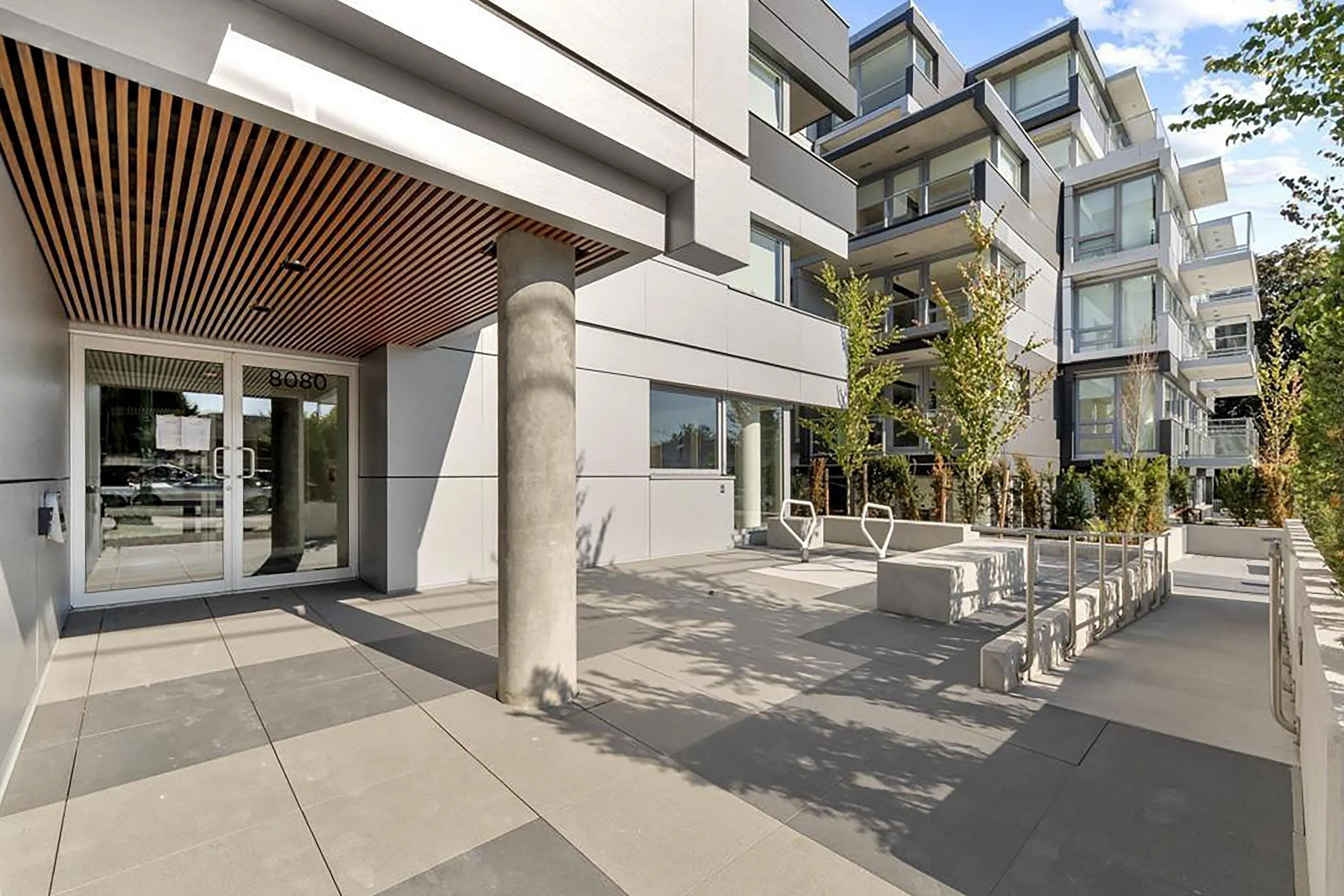8080 Oak Street #604