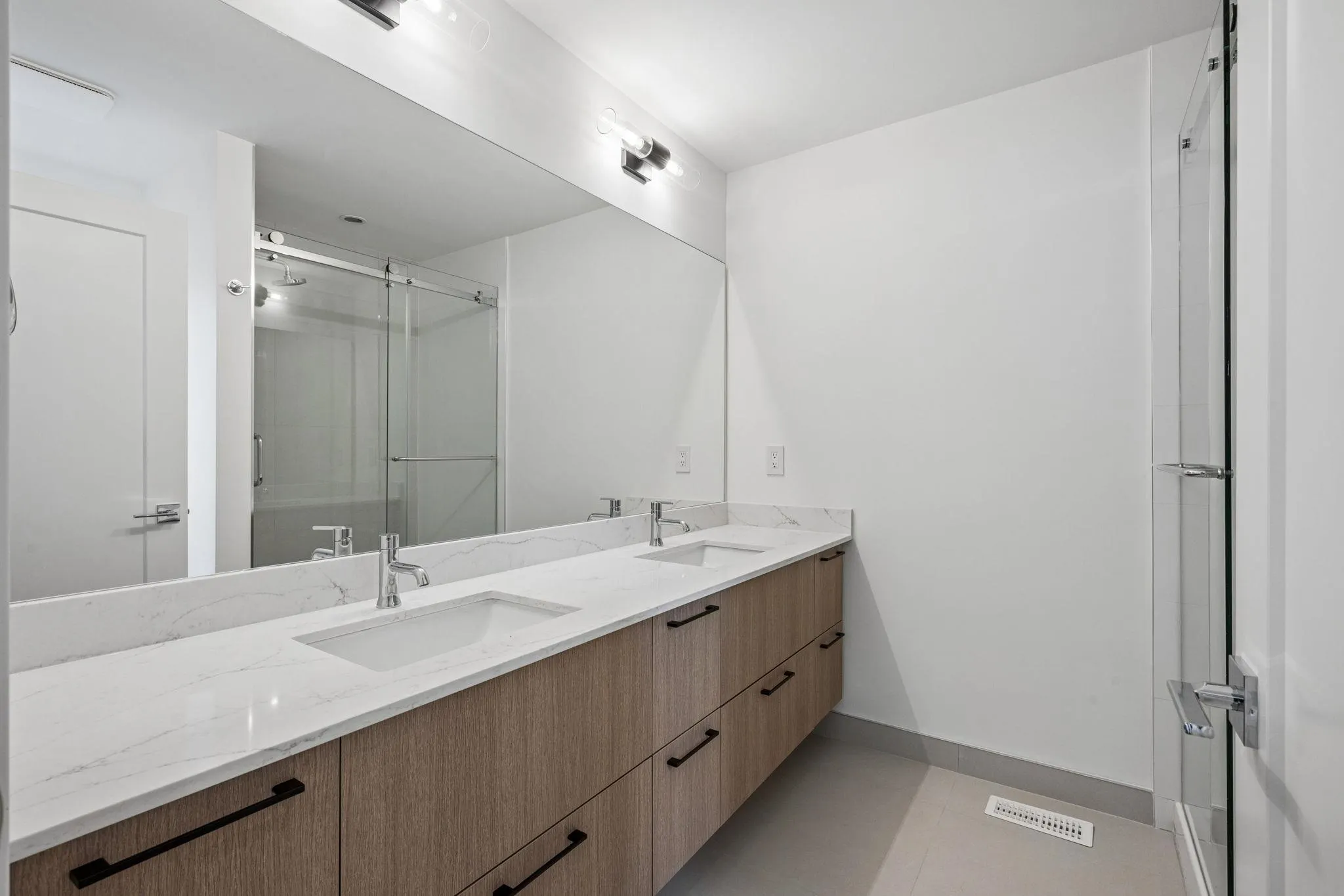 17429 59 Avenue #29