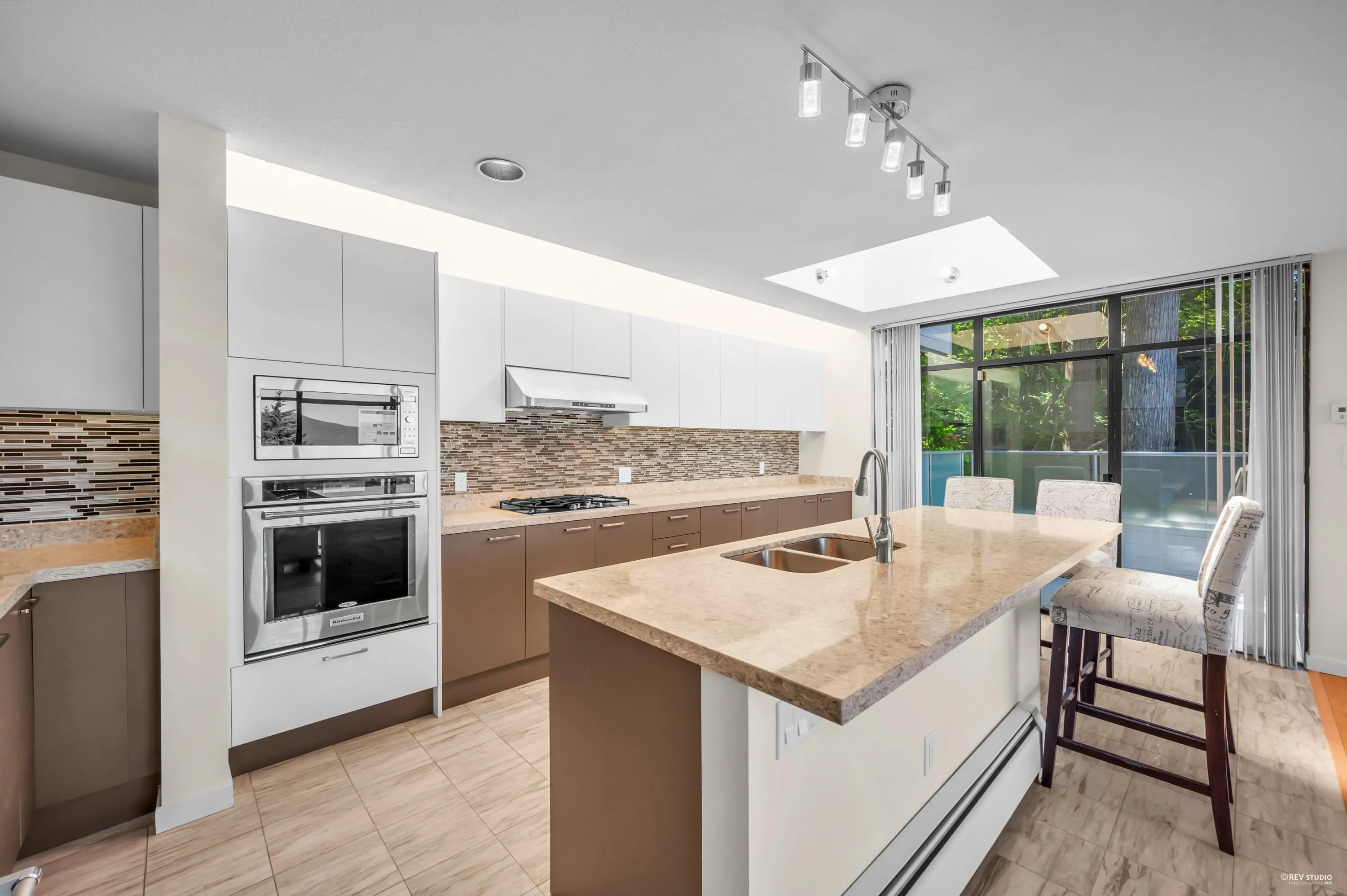 5317 Montiverdi Place