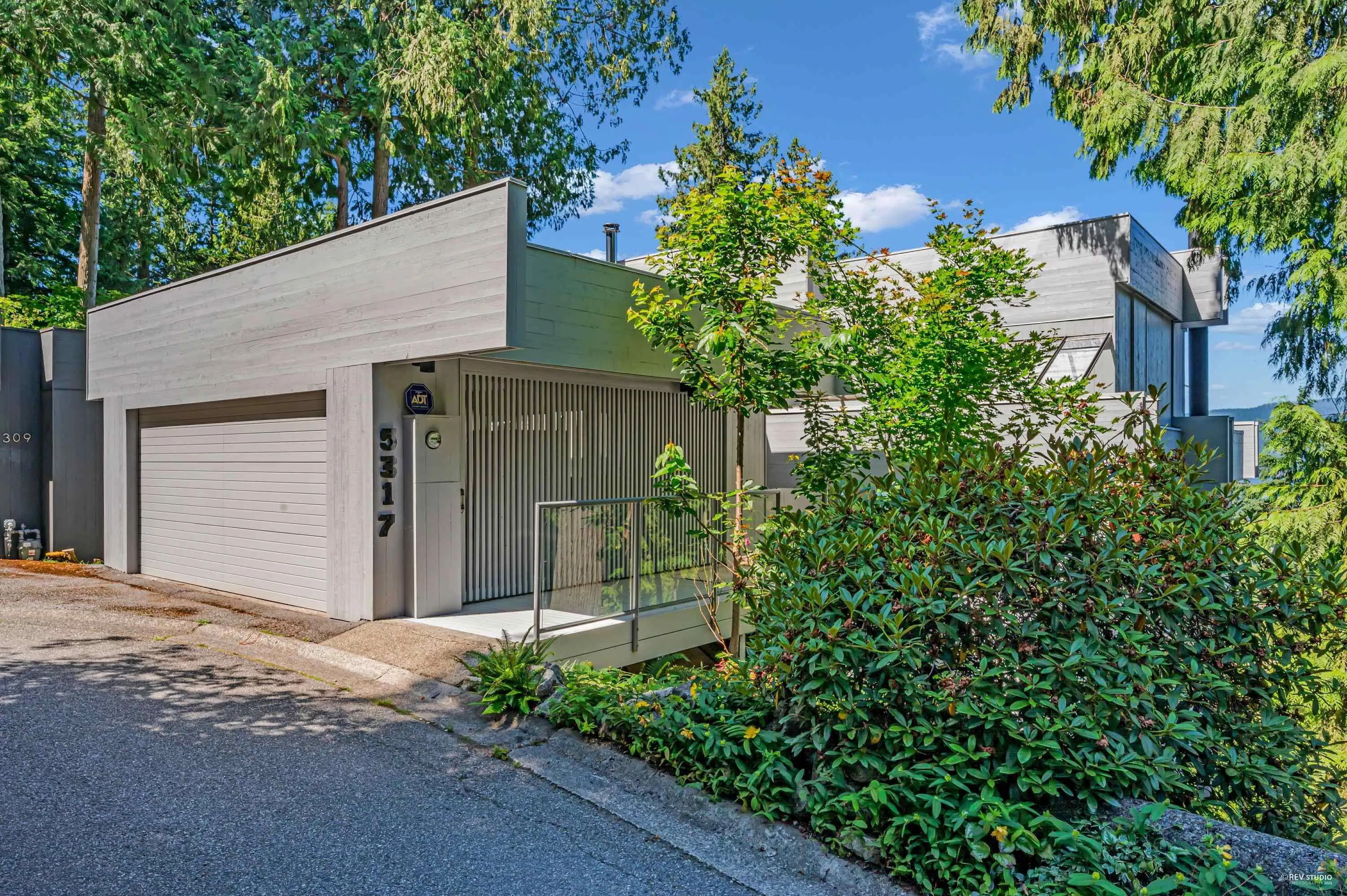 5317 Montiverdi Place