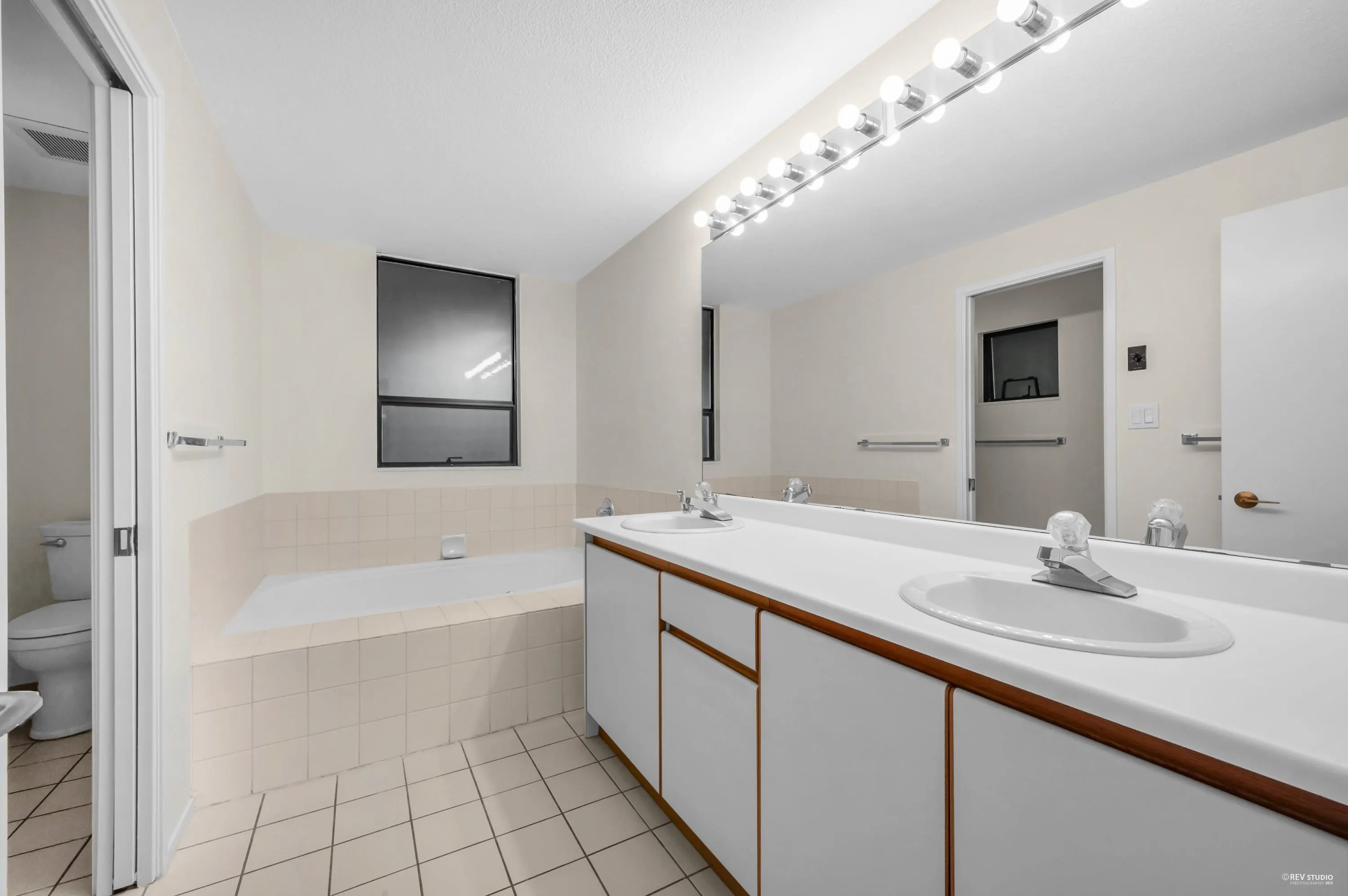 5317 Montiverdi Place
