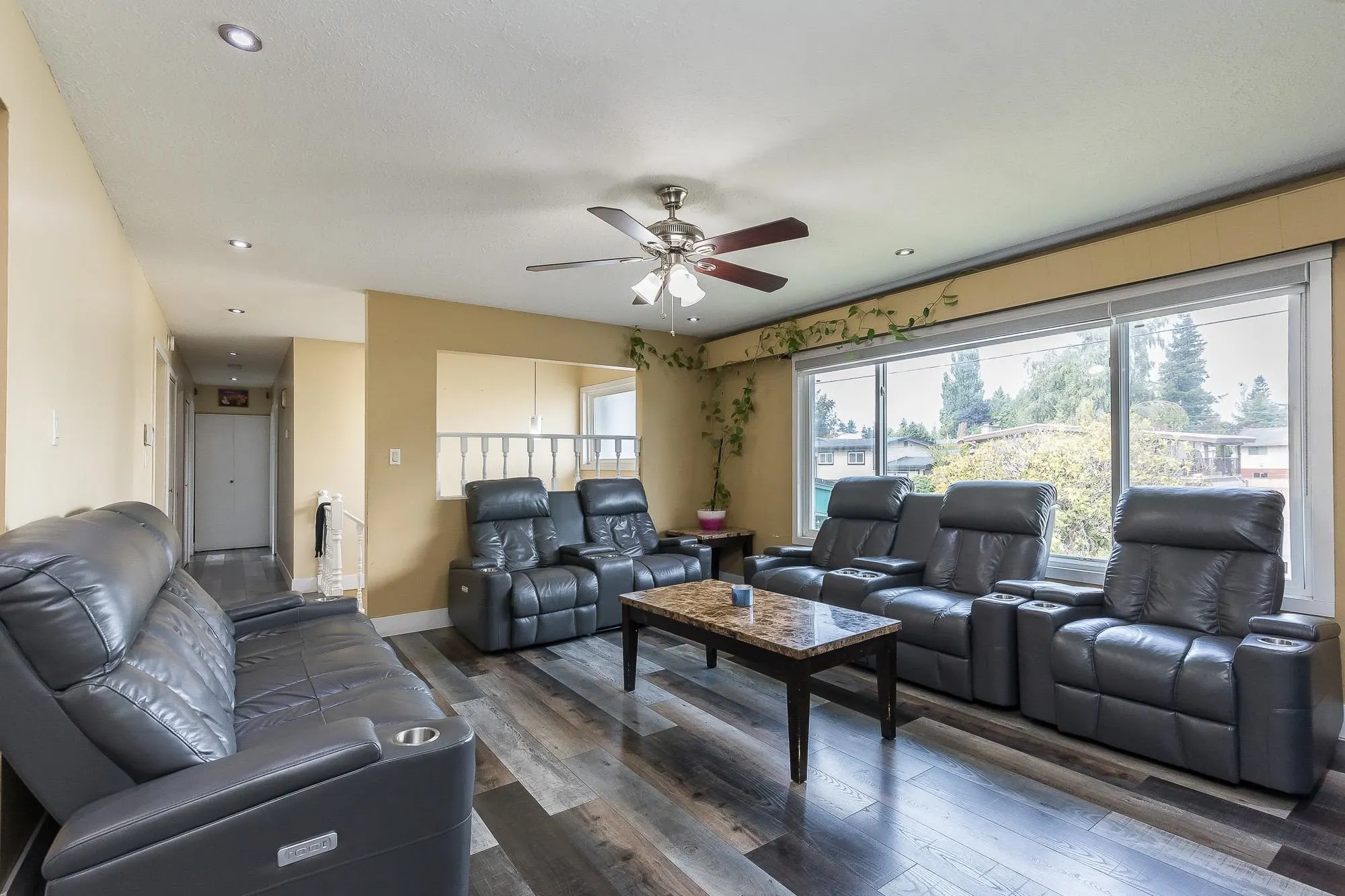 32698 Pandora Avenue