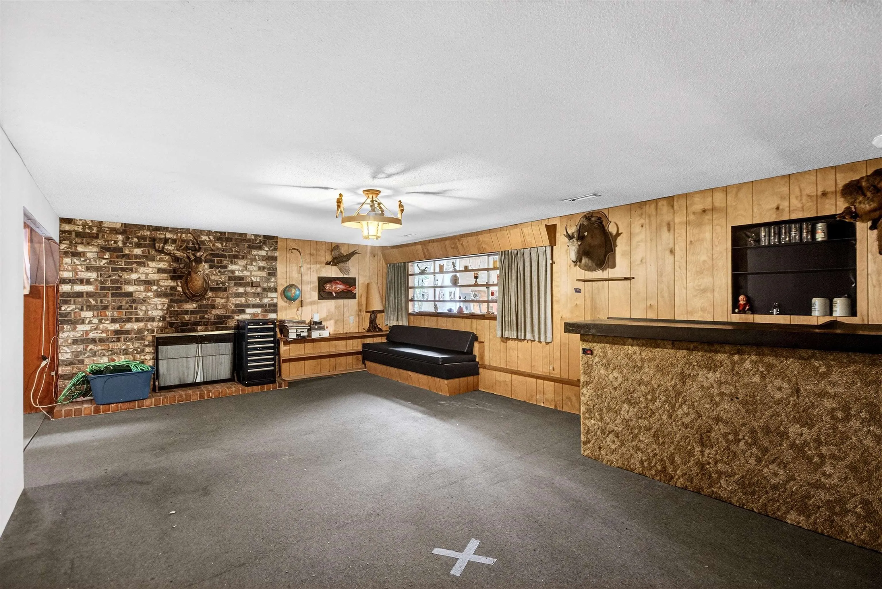 3362 Viewmount Drive
