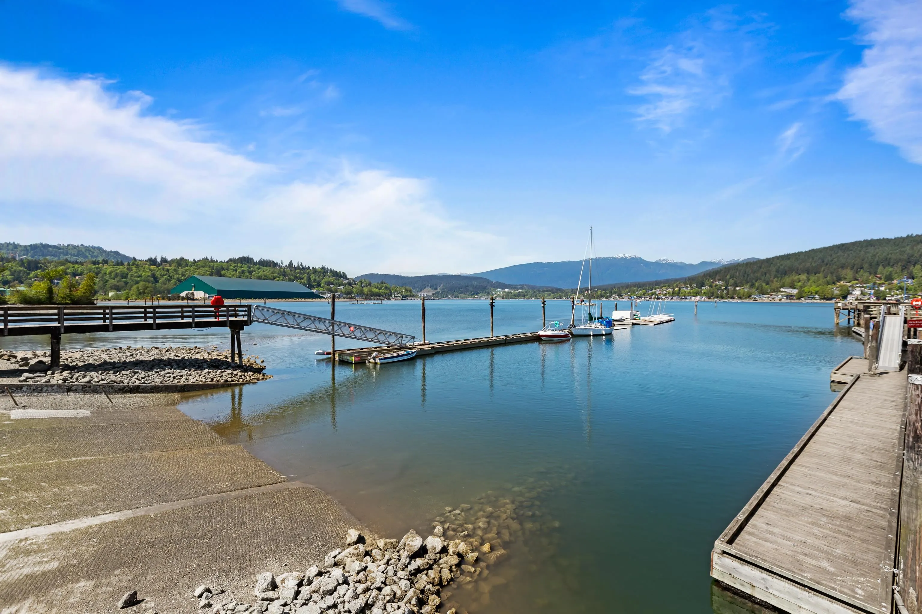 3362 Viewmount Drive