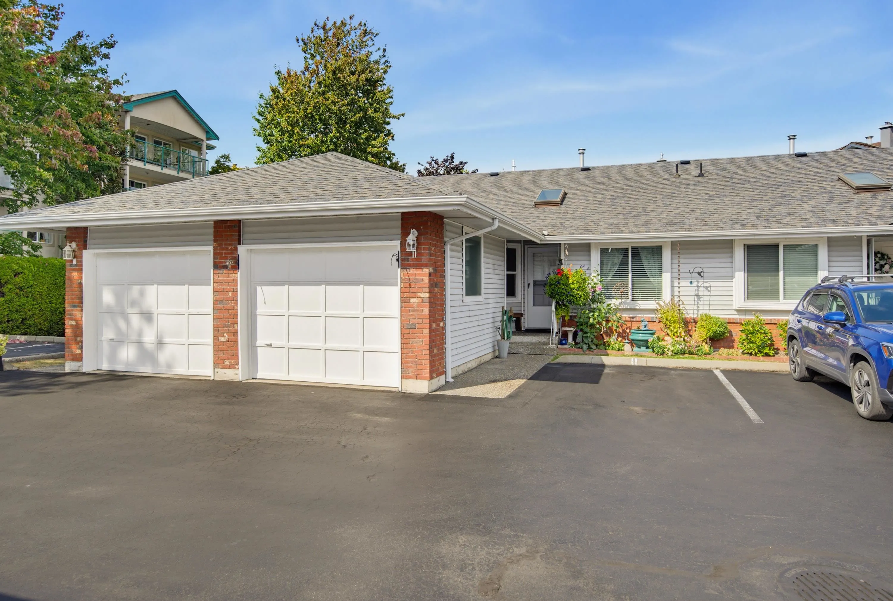 5365 205 Street #11