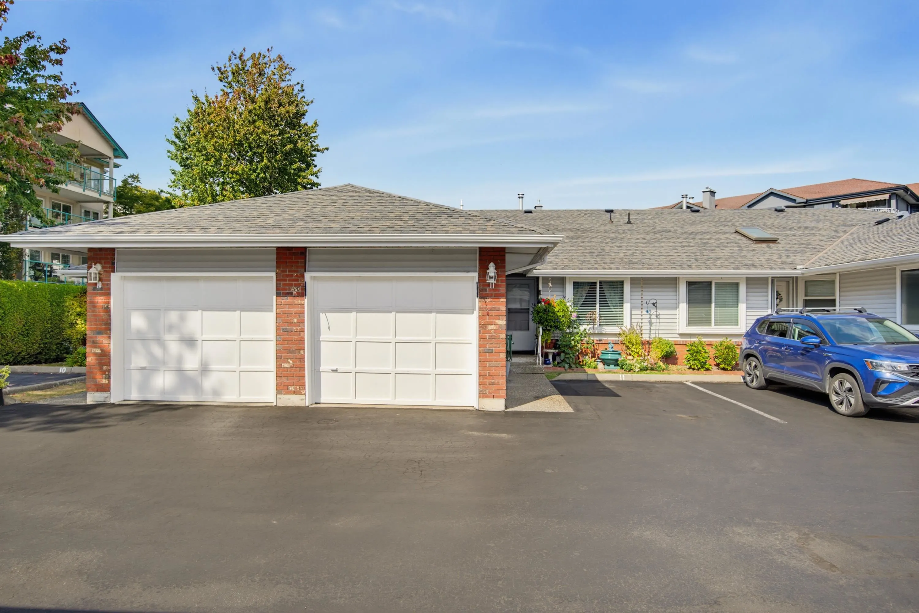 5365 205 Street #11