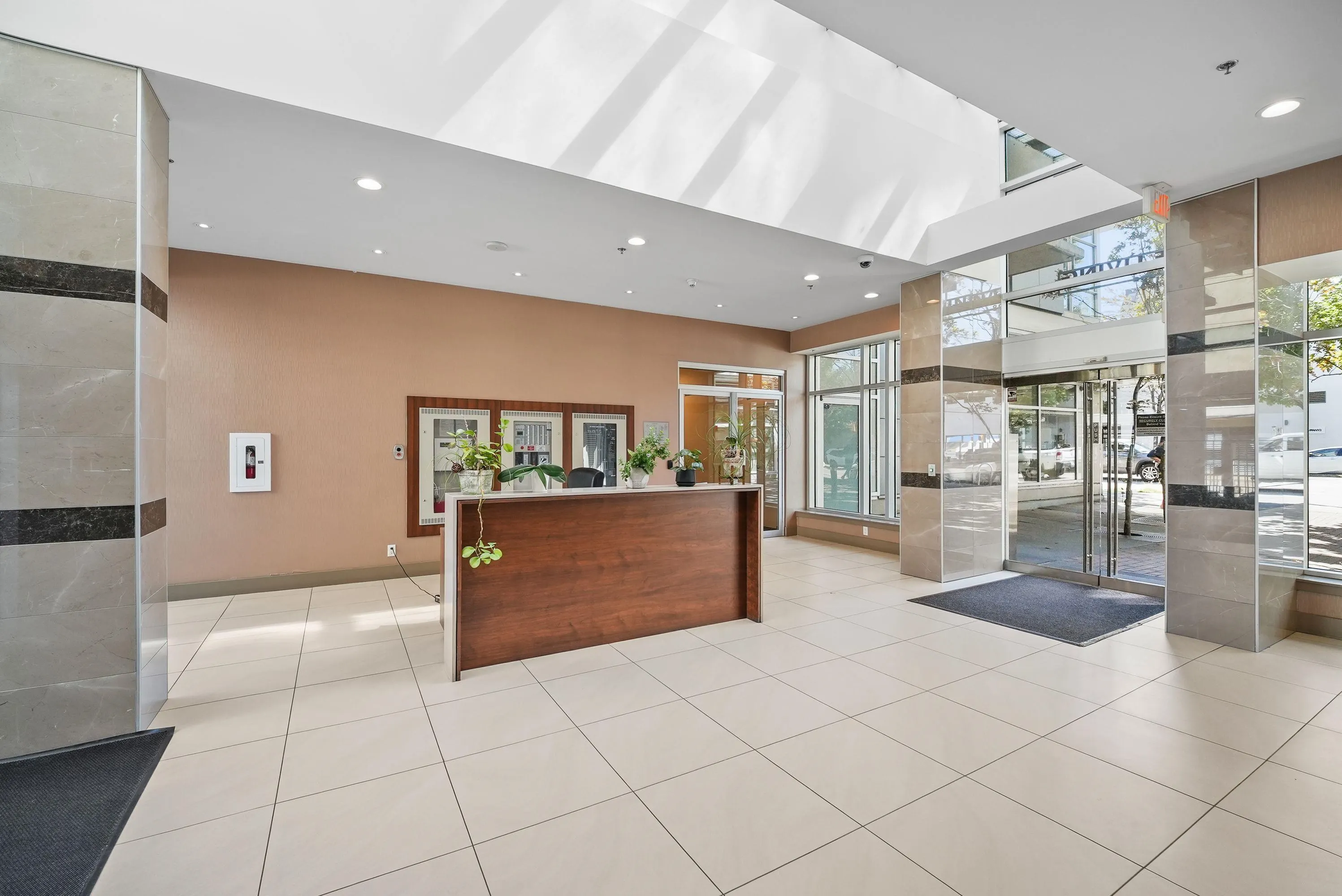89 W 2nd Avenue #503