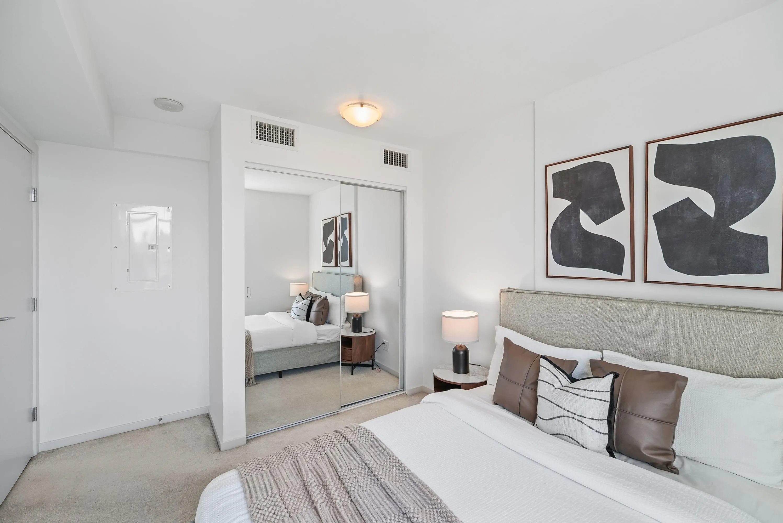 89 W 2nd Avenue #503