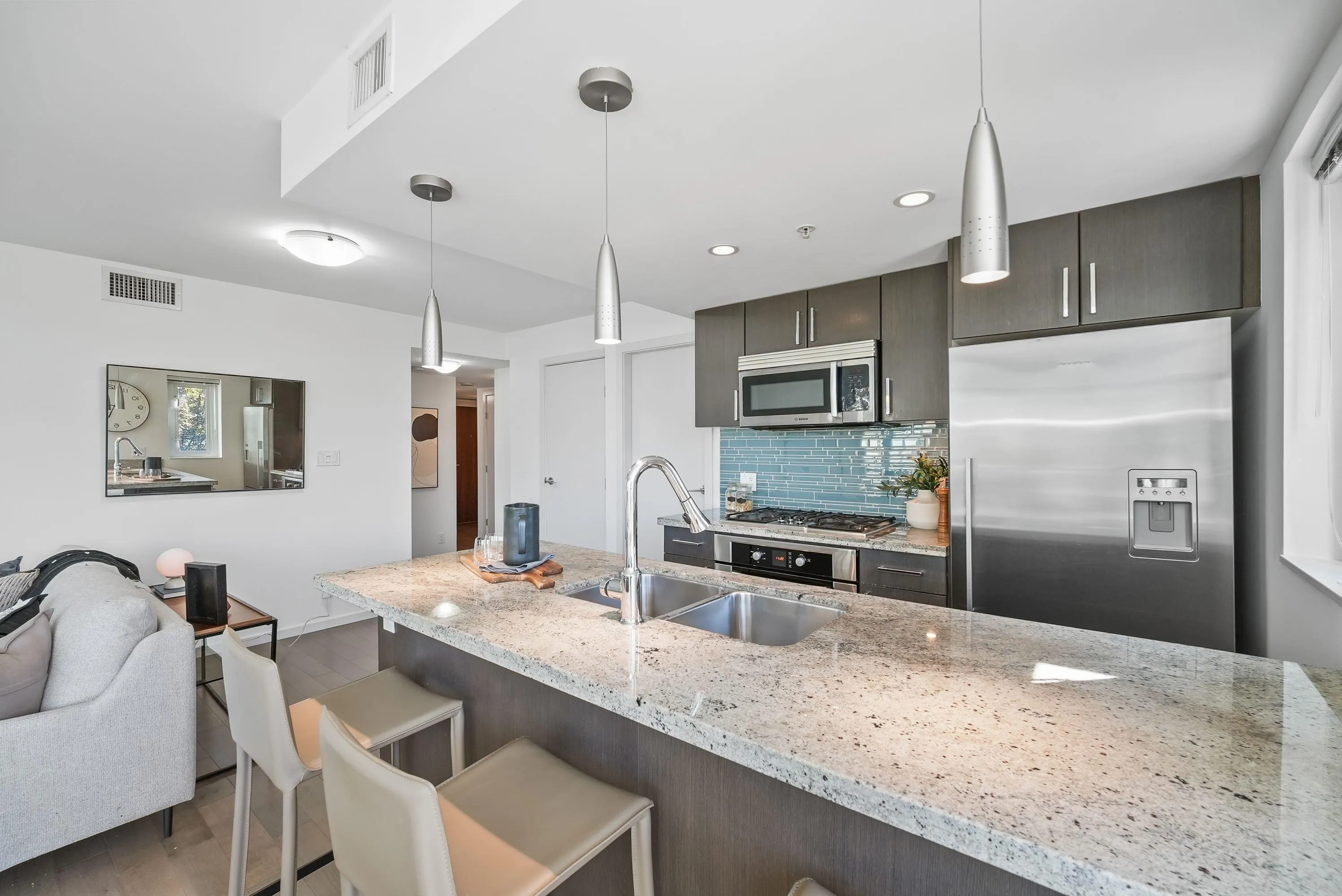 89 W 2nd Avenue #503