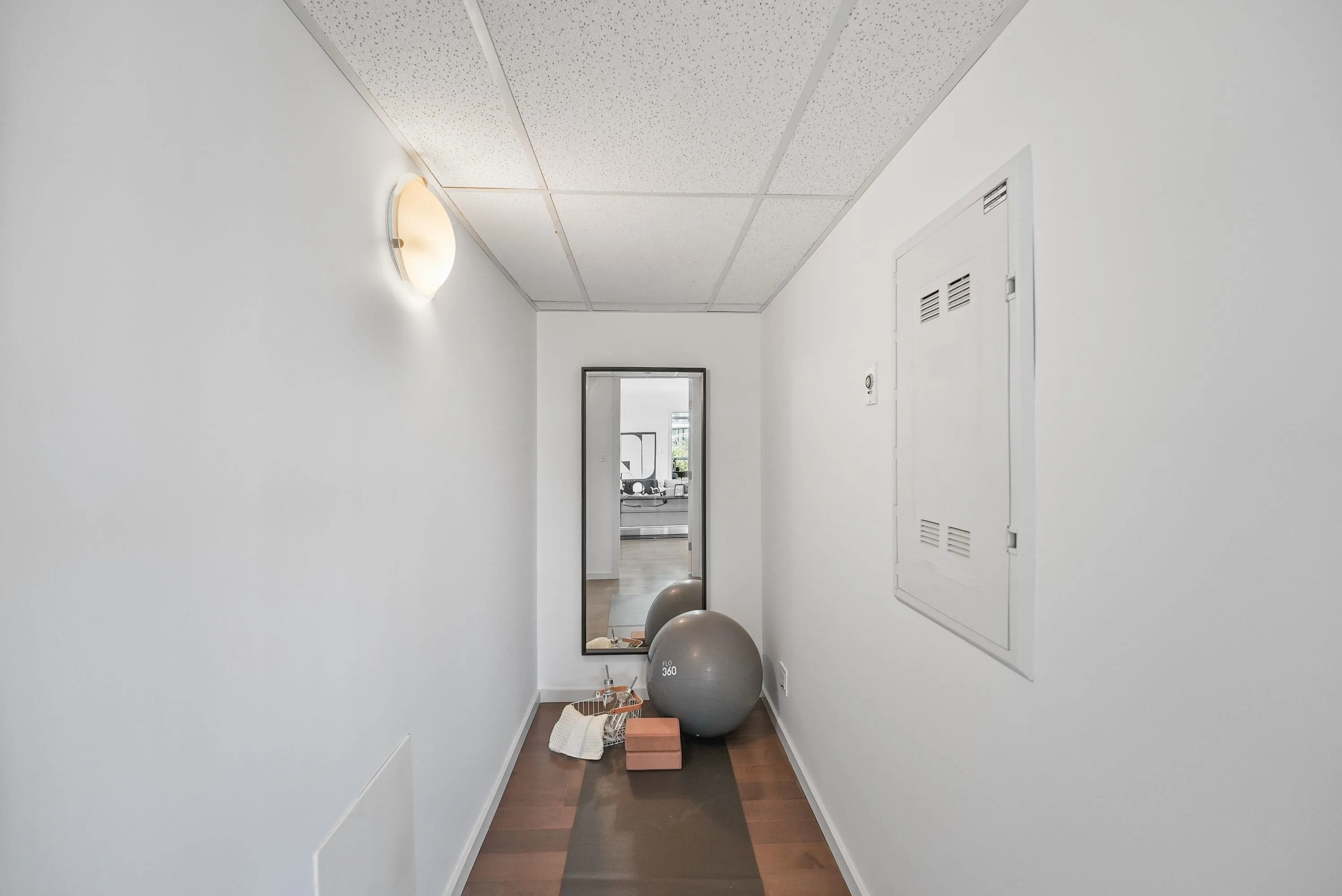89 W 2nd Avenue #503