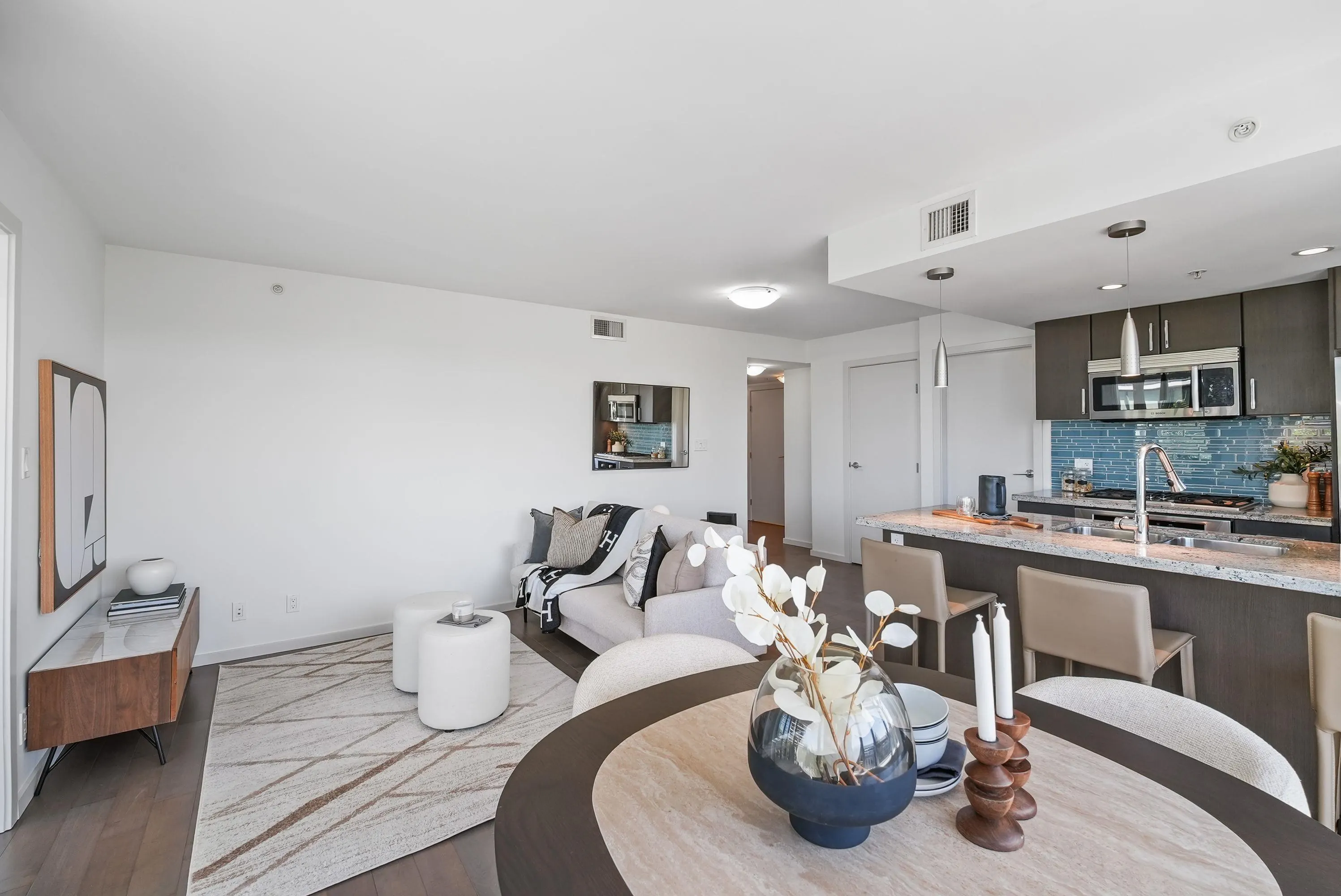 89 W 2nd Avenue #503