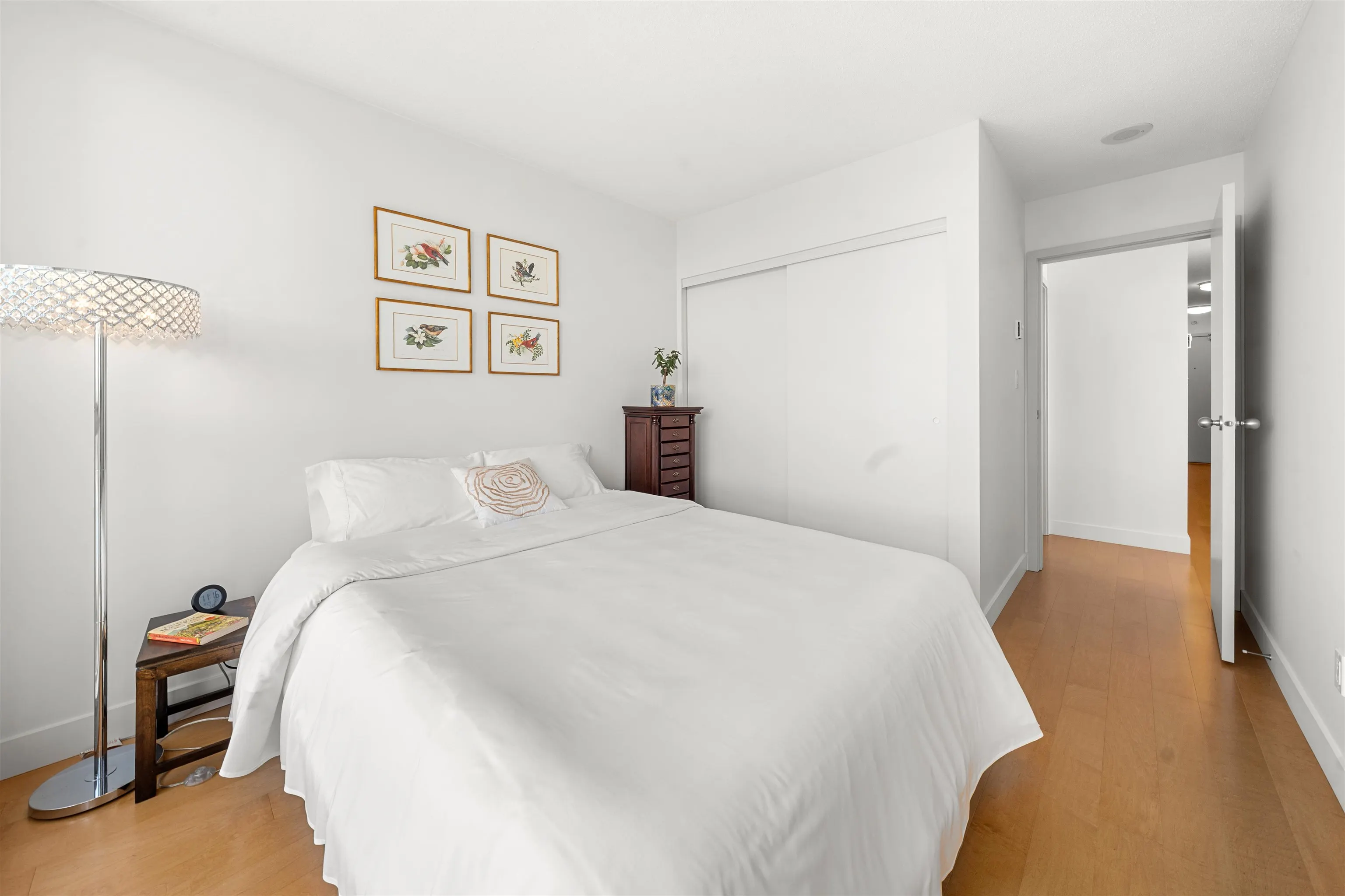 1408 Strathmore Mews #2002