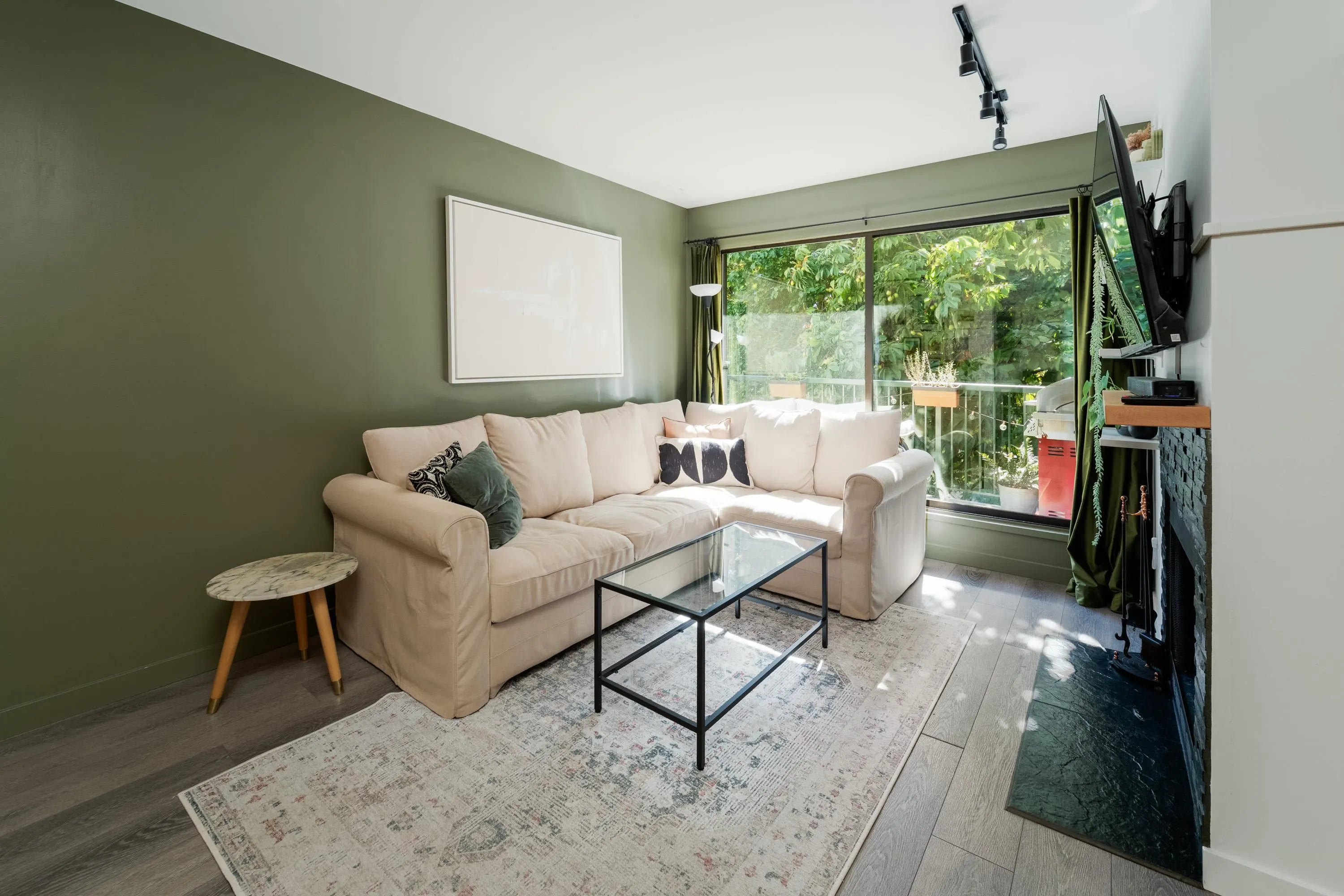 1169 Nelson Street #403