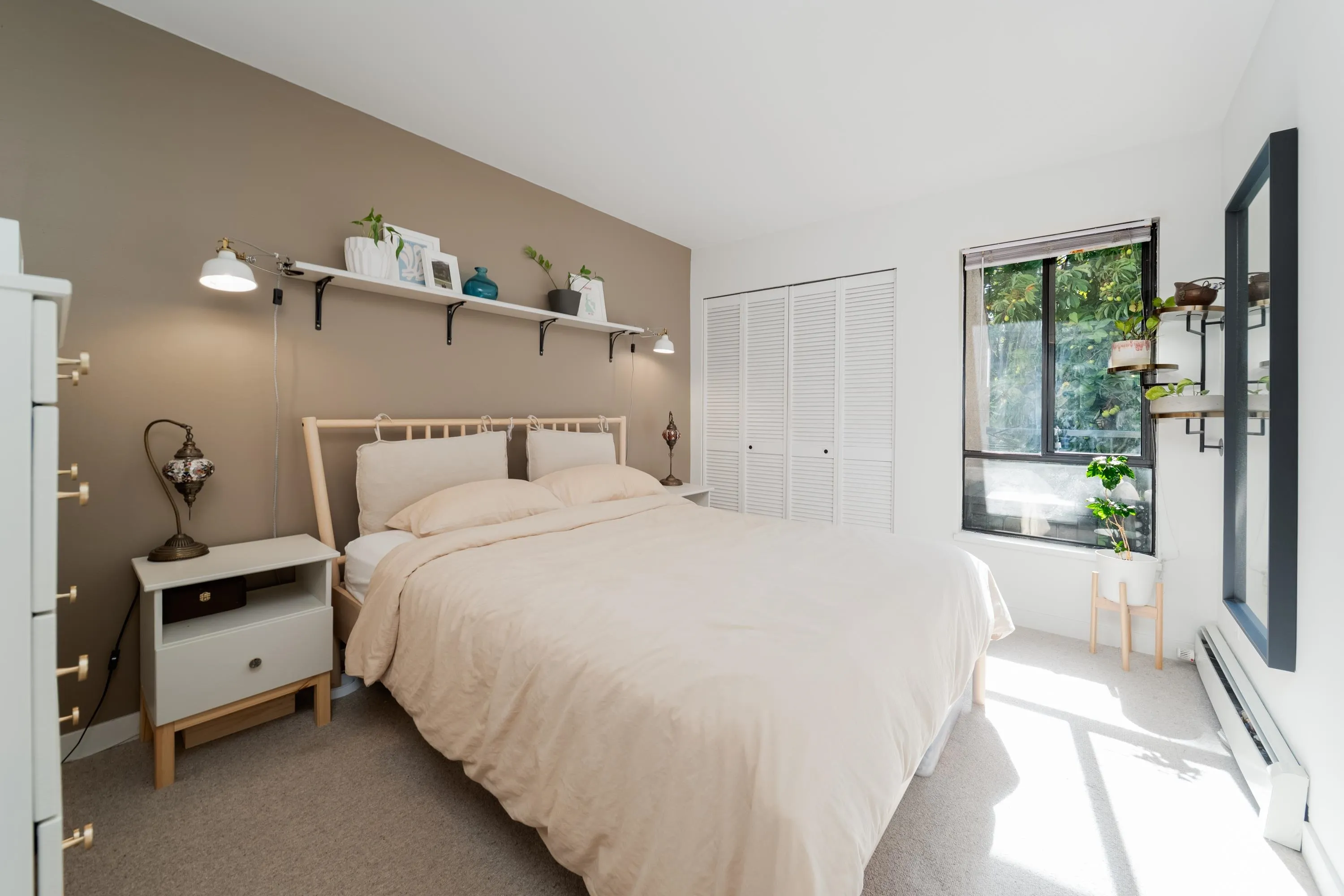 1169 Nelson Street #403