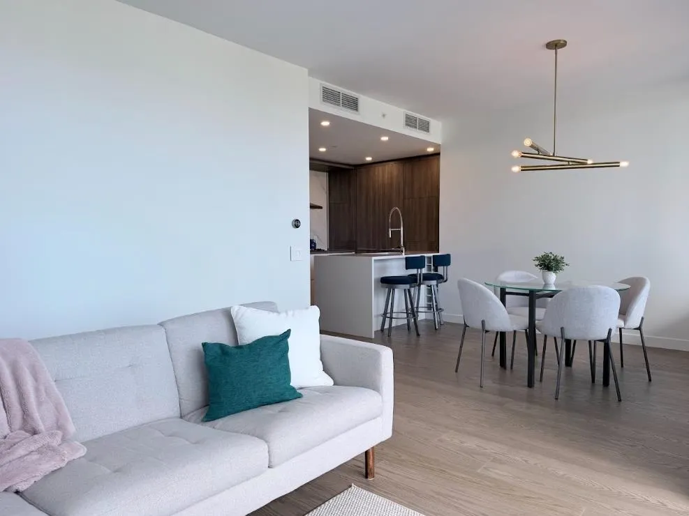 15165 Thrift Avenue #902