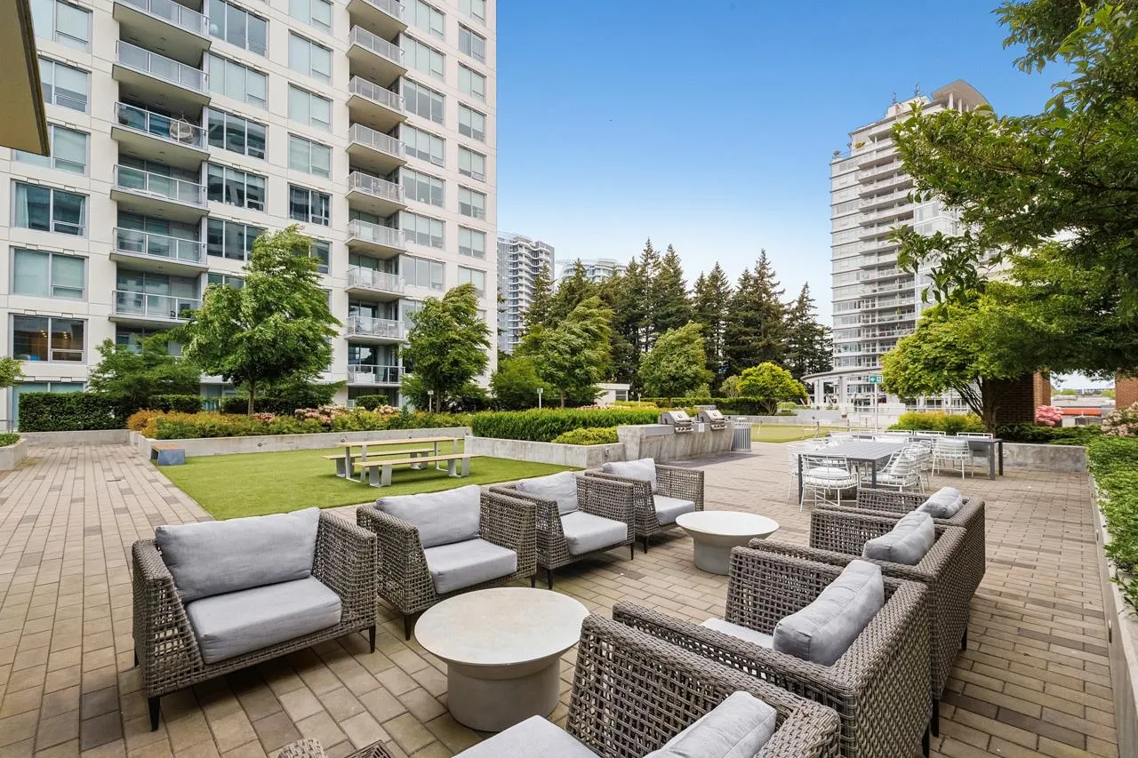 15165 Thrift Avenue #902
