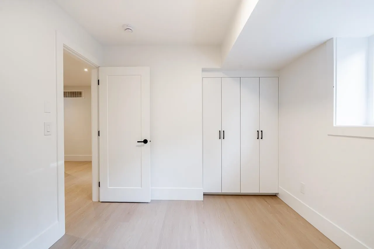 13711 16 Avenue #101