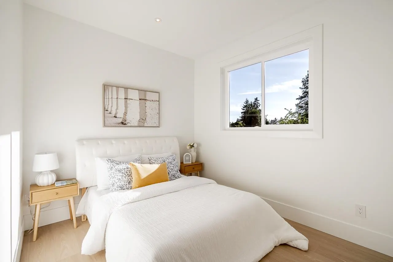 13711 16 Avenue #101
