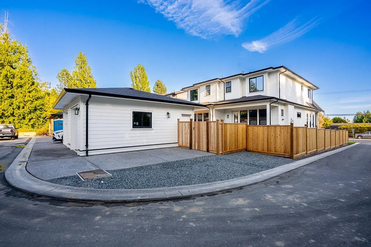 13711 16 Avenue #101