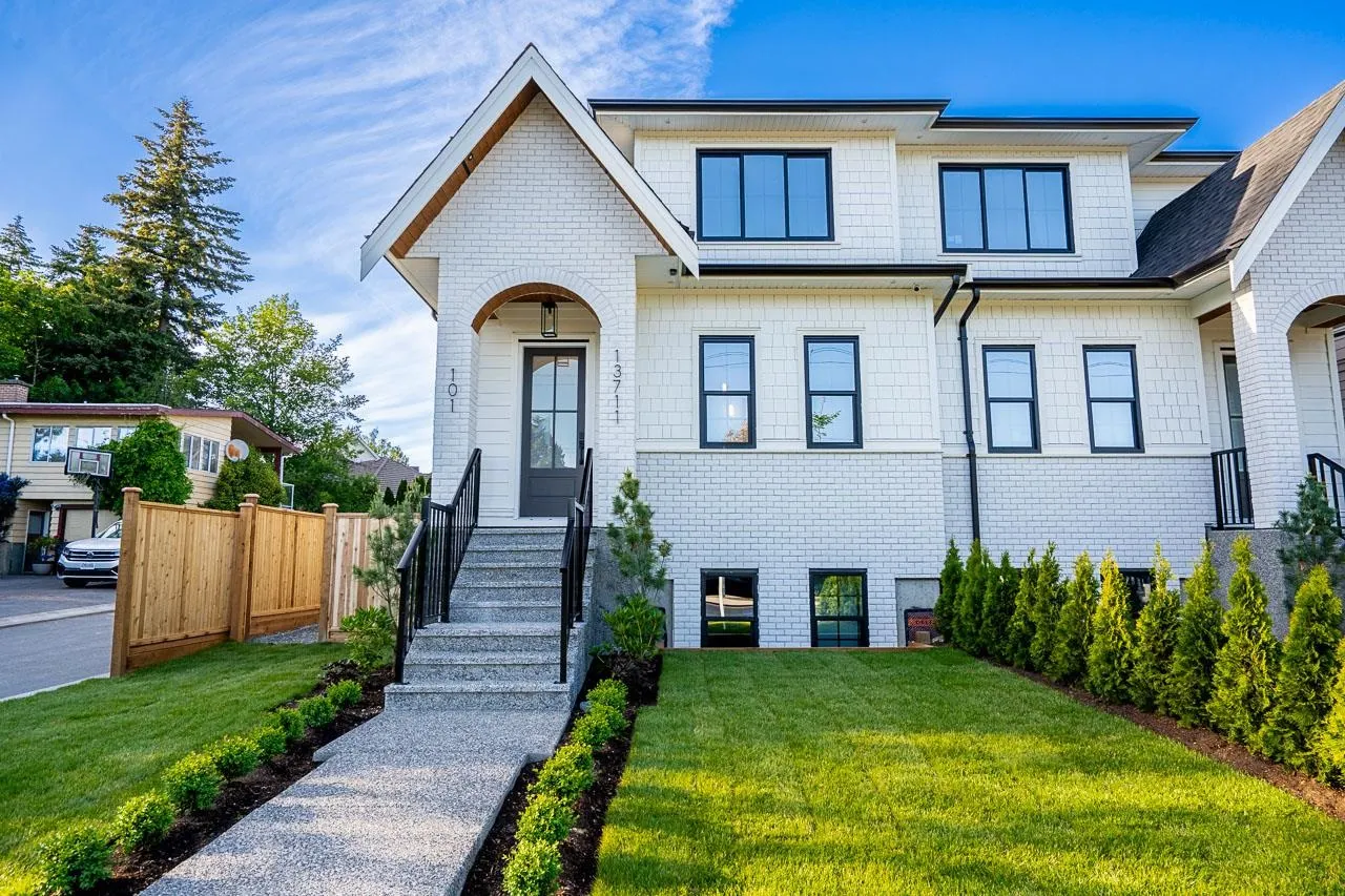 13711 16 Avenue #101