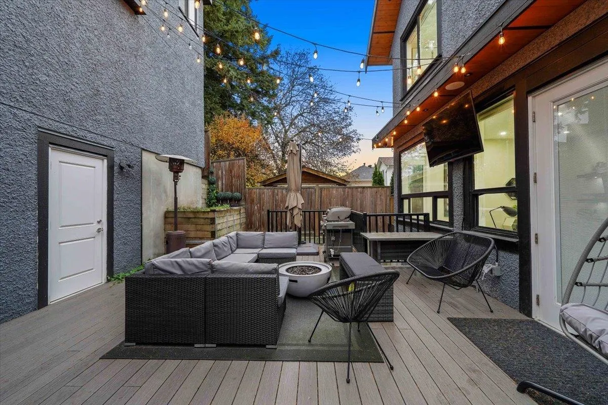 1041 Stewart Avenue