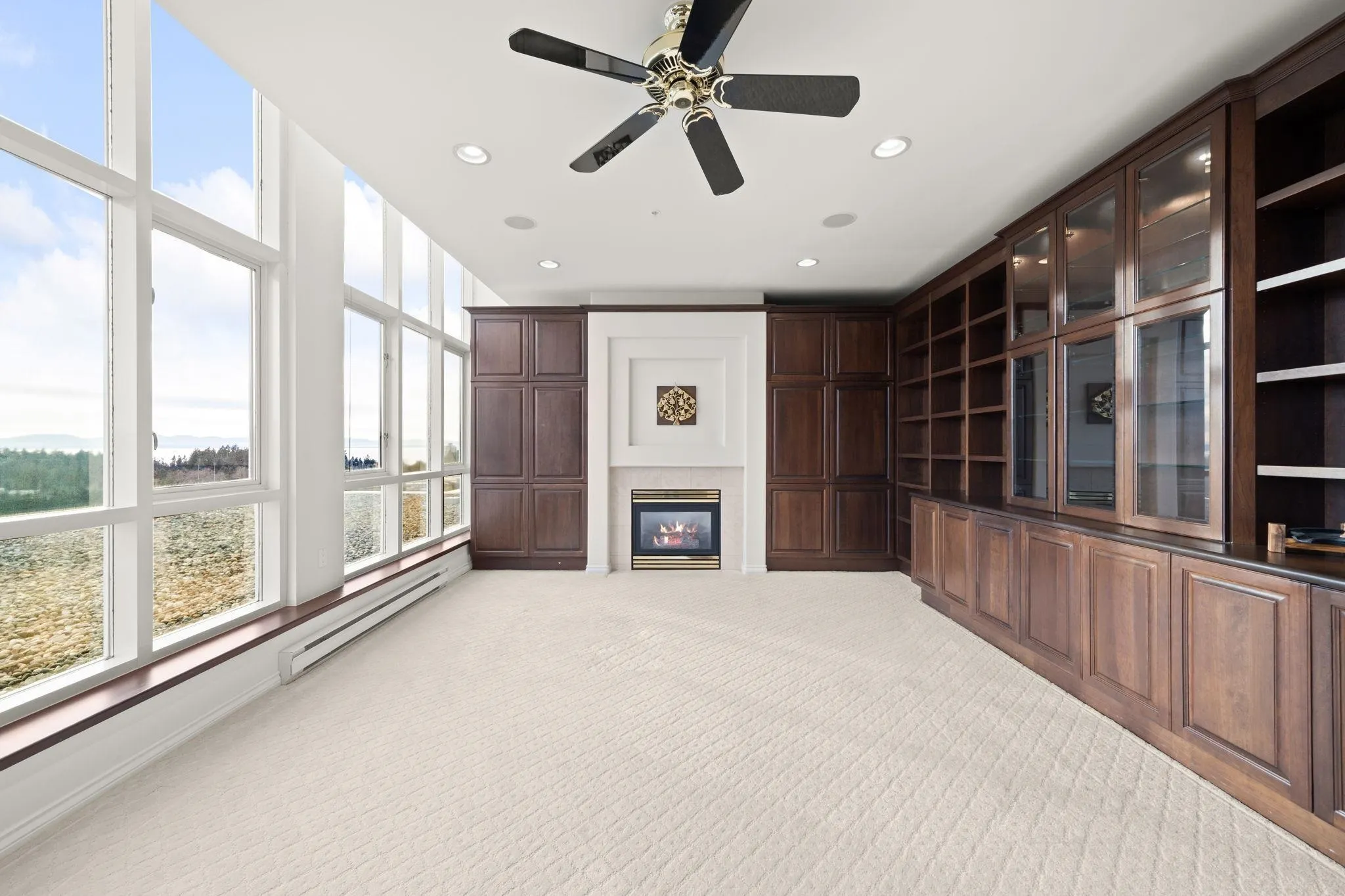 5615 Hampton Place #1700