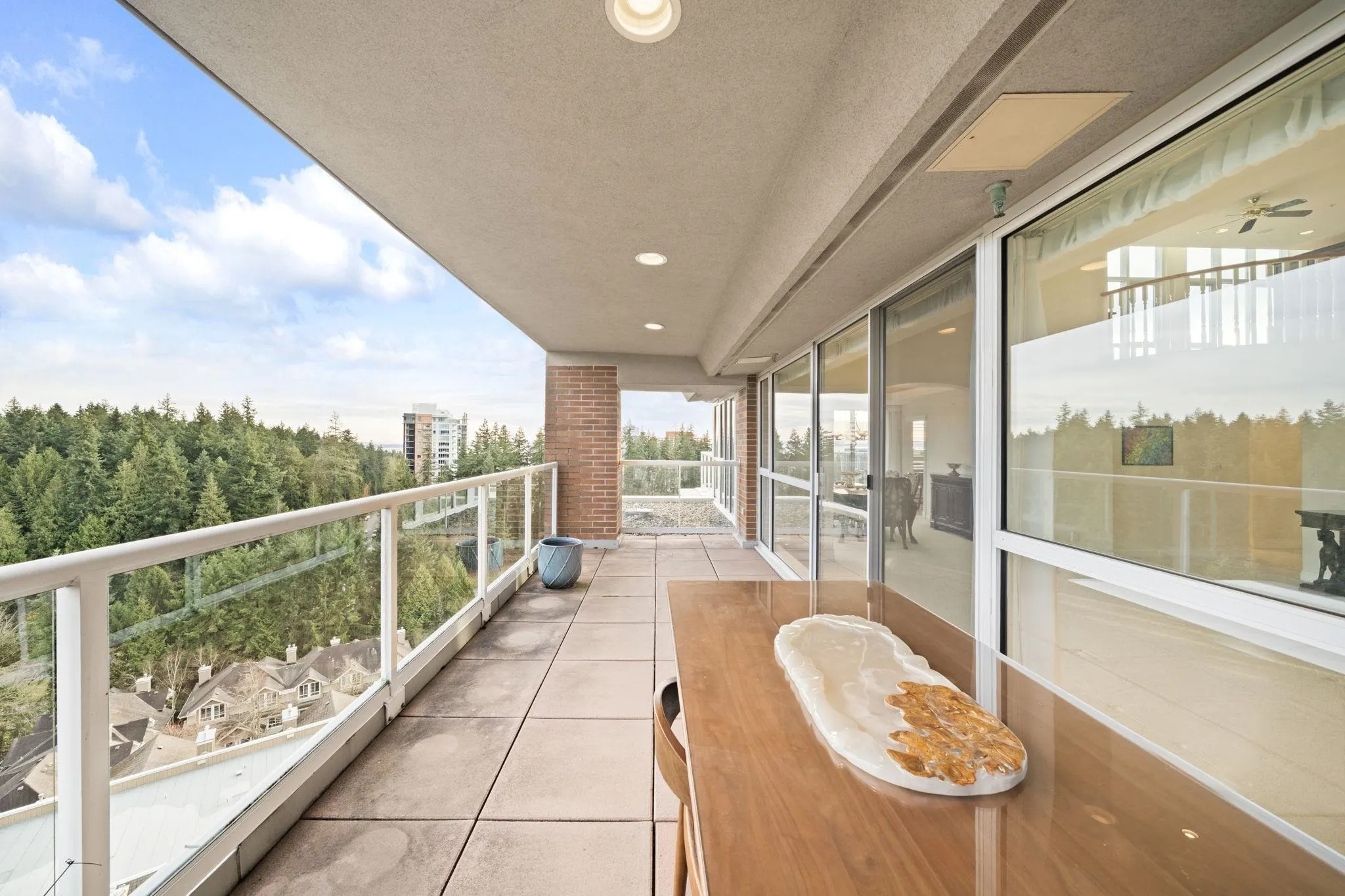 5615 Hampton Place #1700