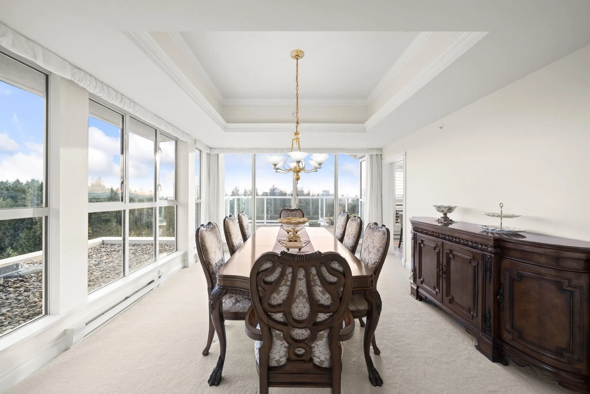 5615 Hampton Place #1700