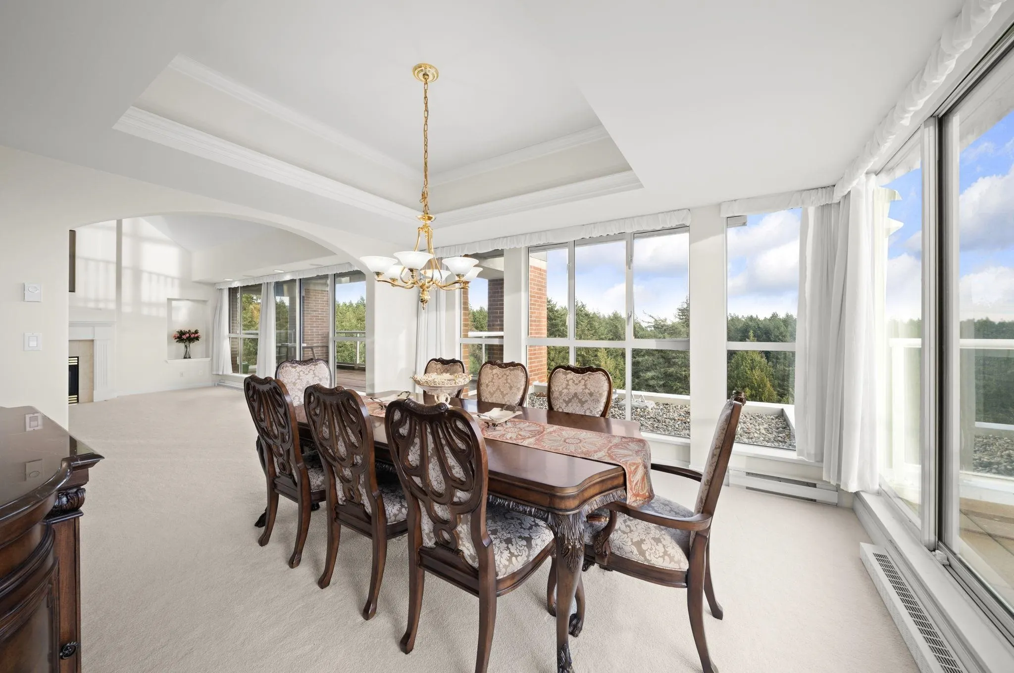5615 Hampton Place #1700
