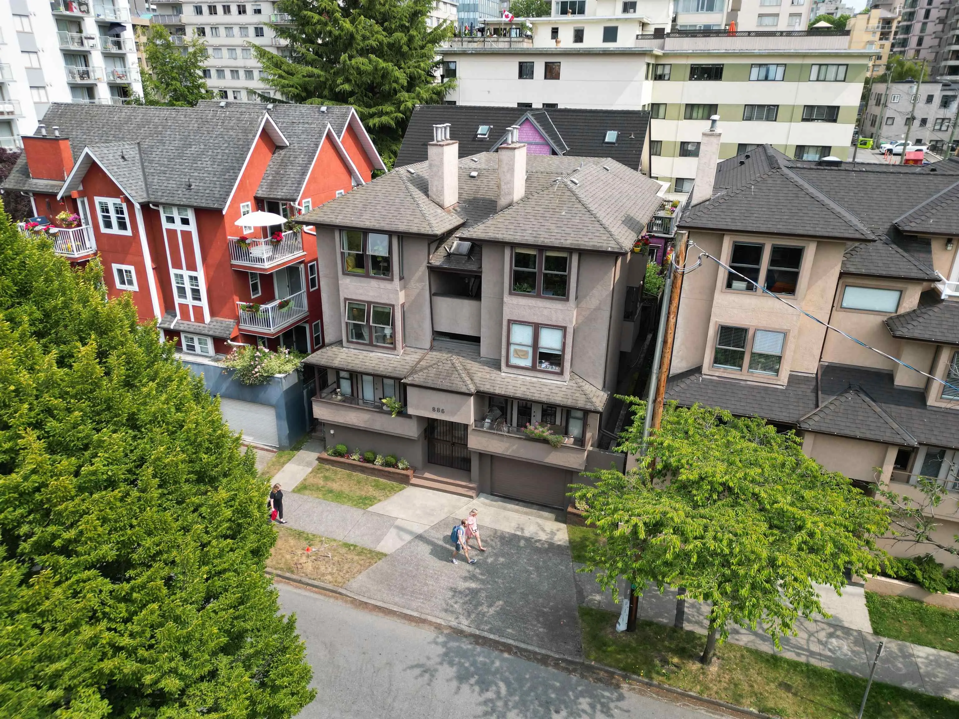 886 Broughton Street #3