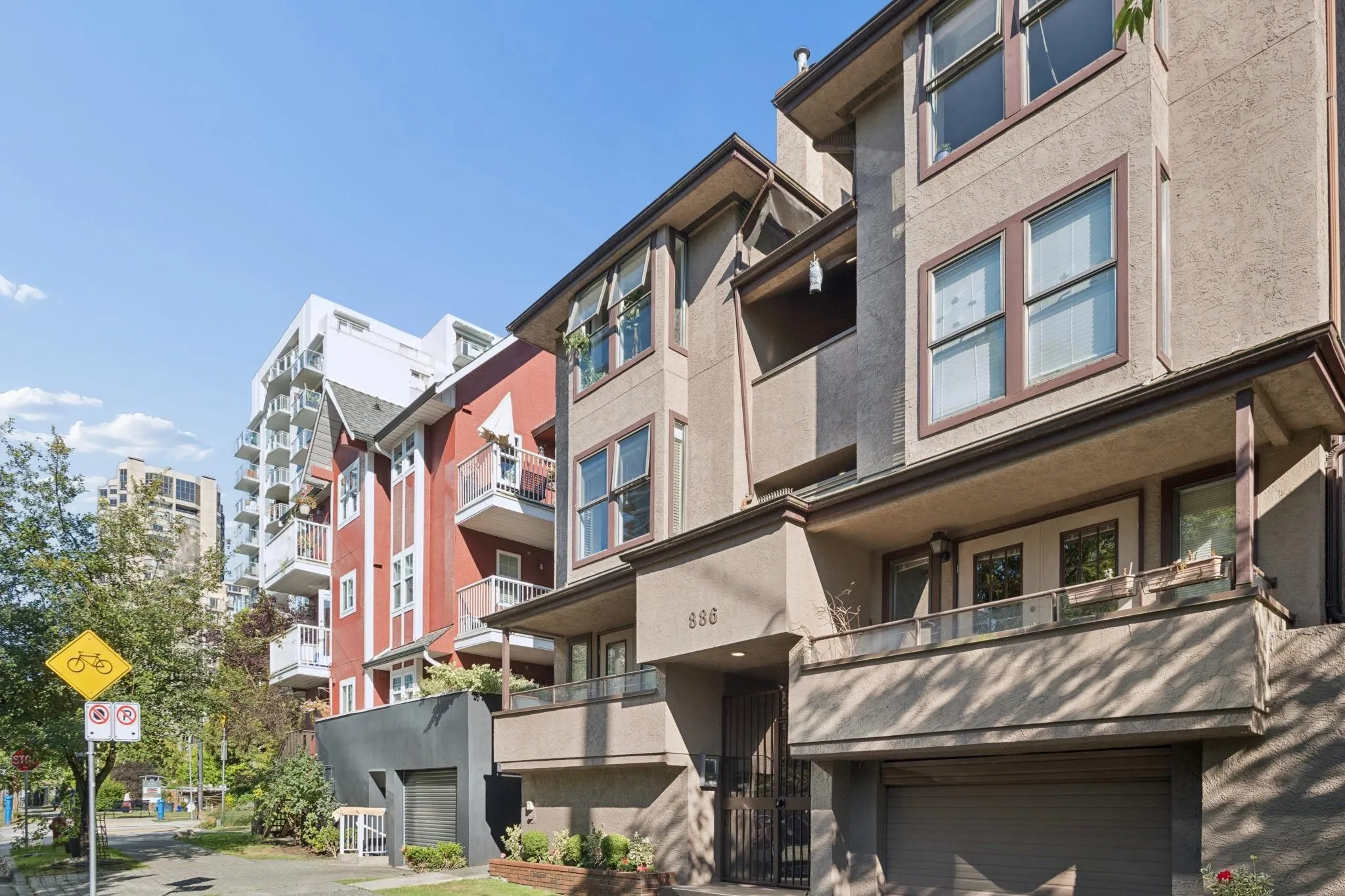 886 Broughton Street #3