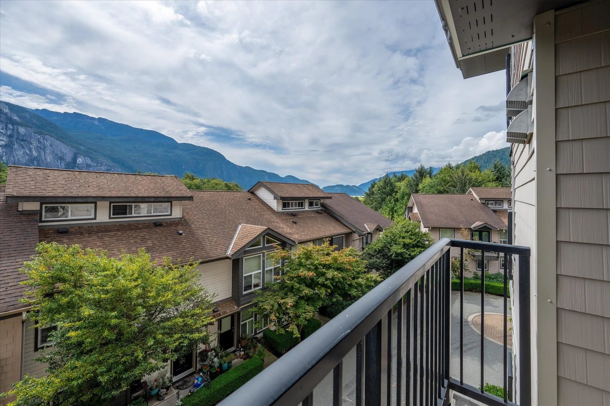 1212 Main Street #307