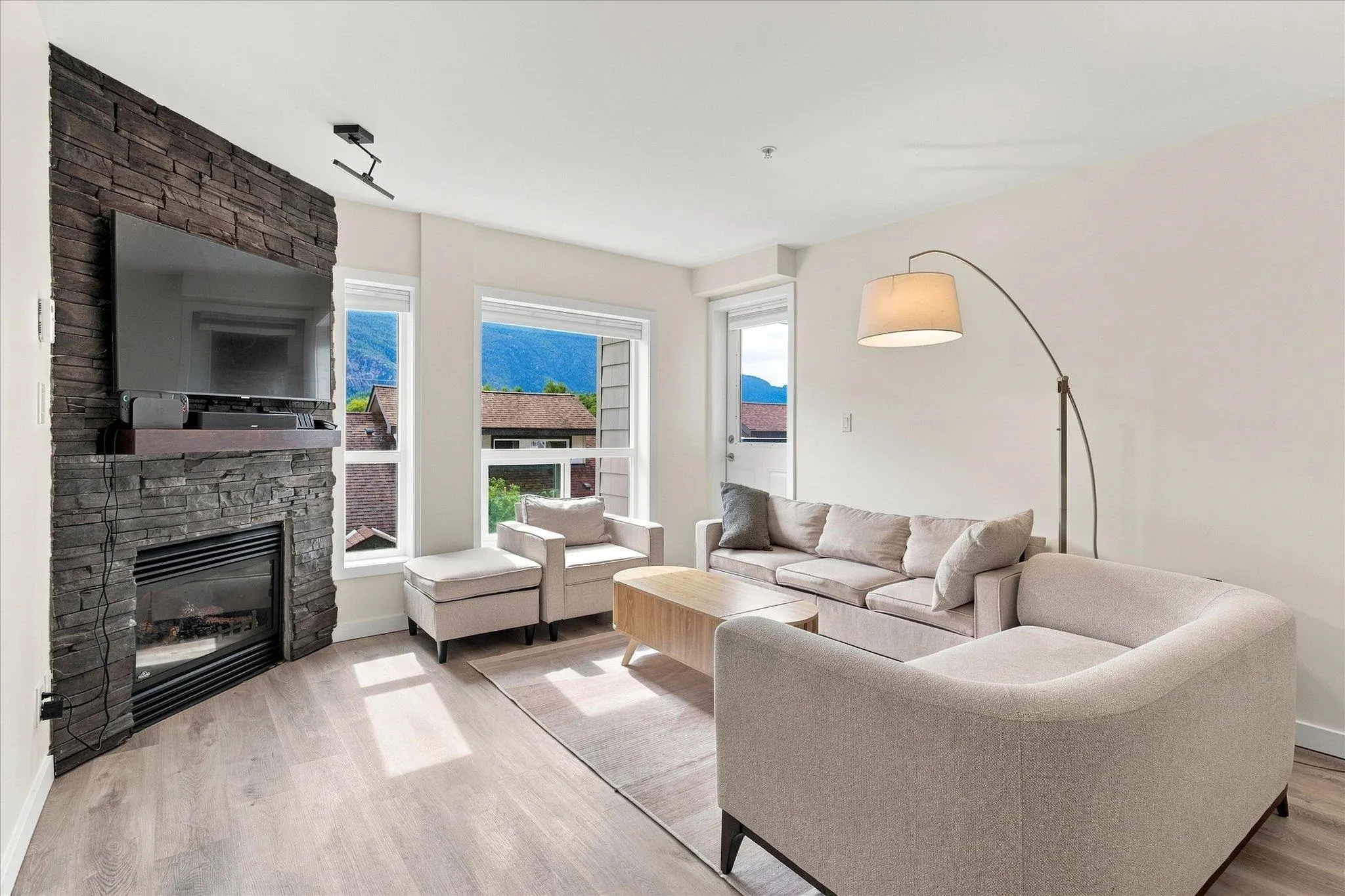 1212 Main Street #307