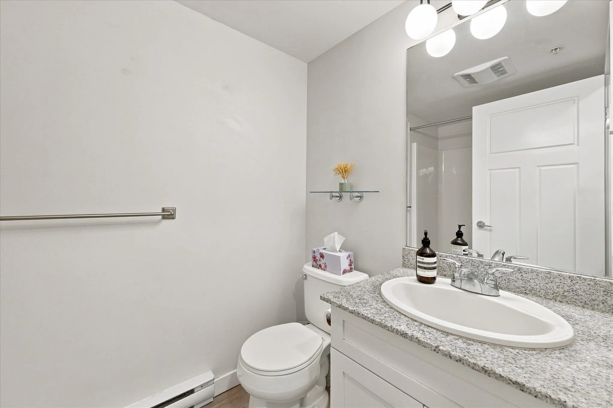 1212 Main Street #307