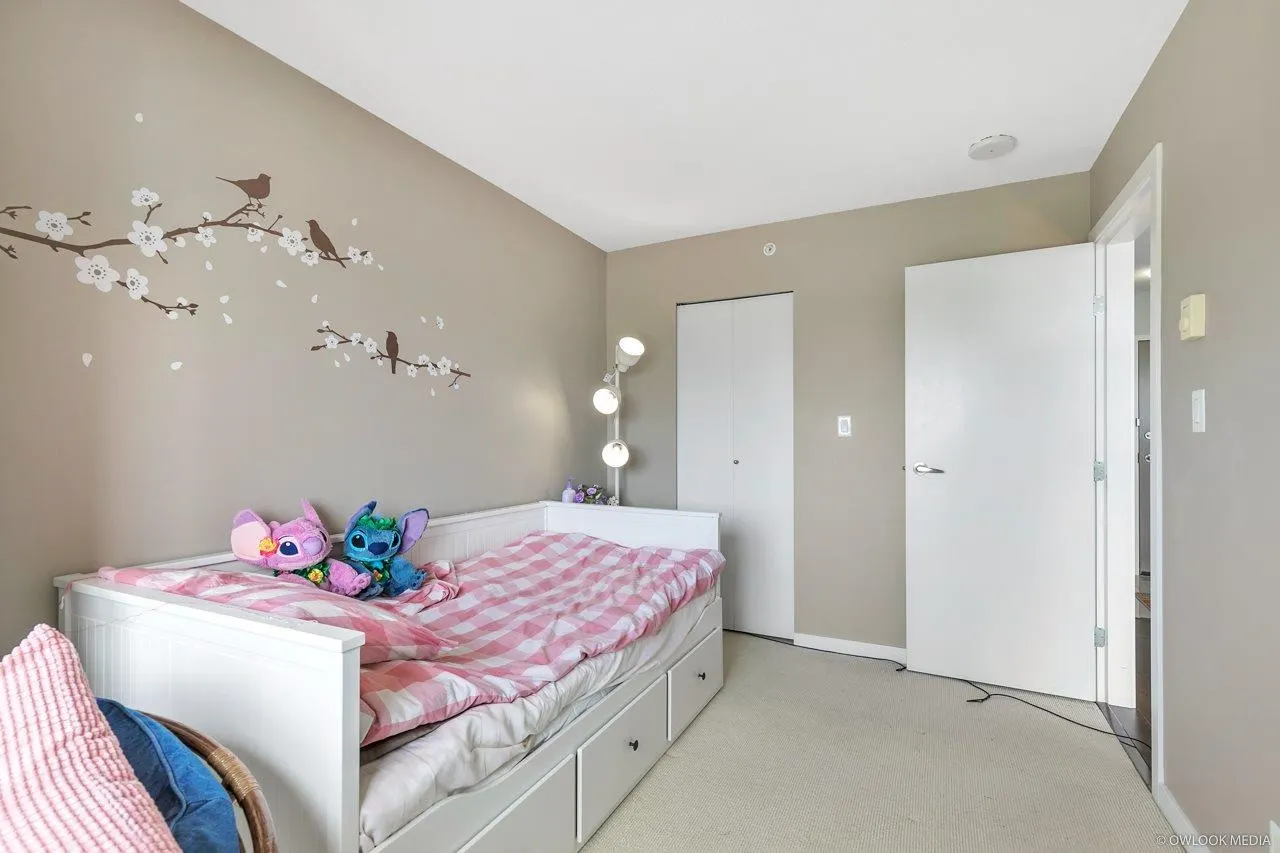 13618 100 Avenue #910