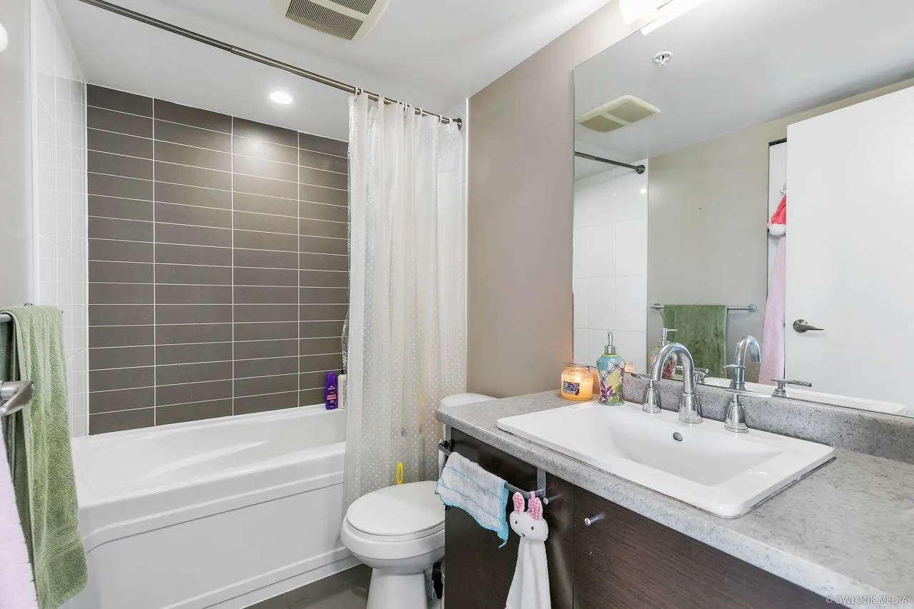 13618 100 Avenue #910