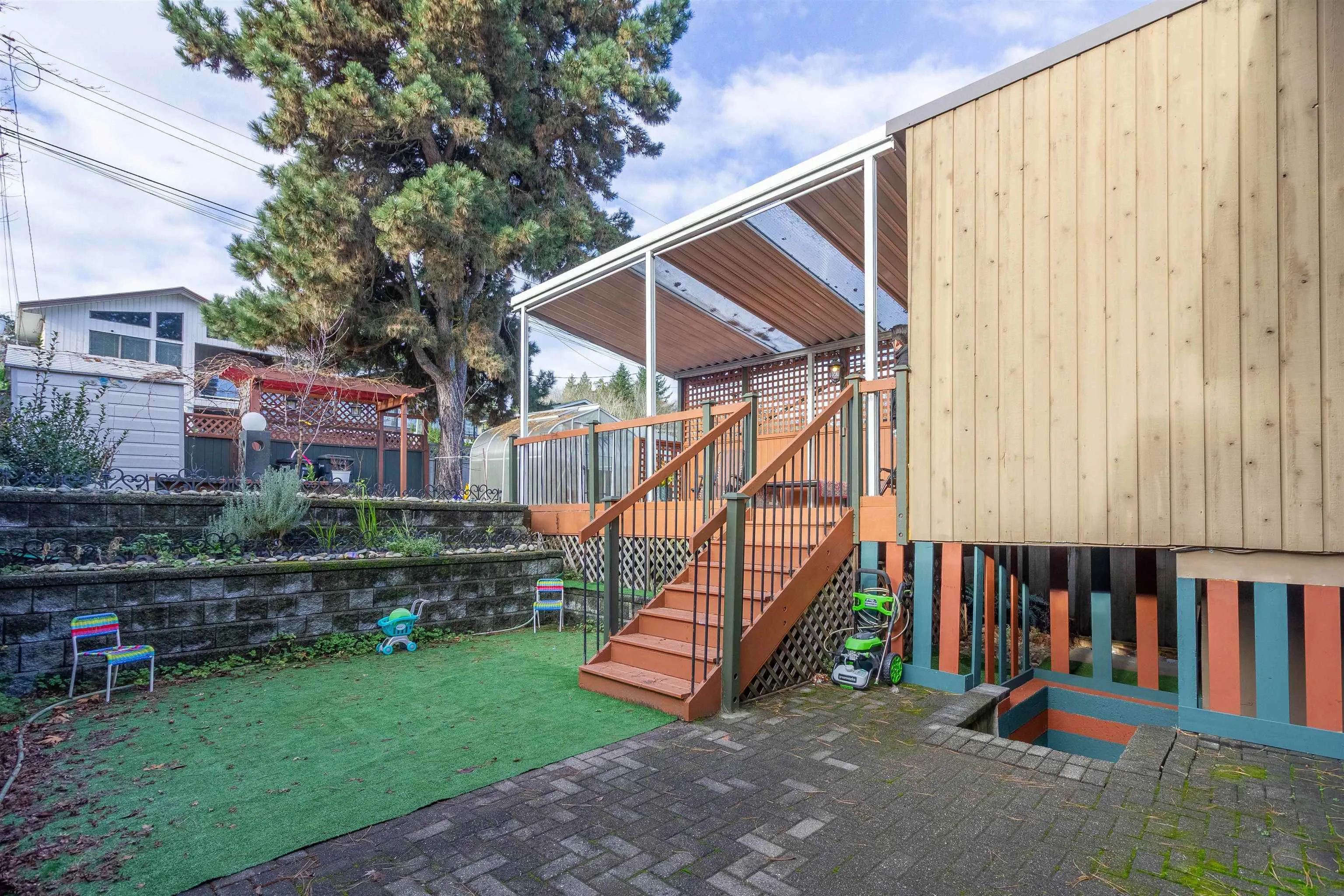 111 N Fell Avenue
