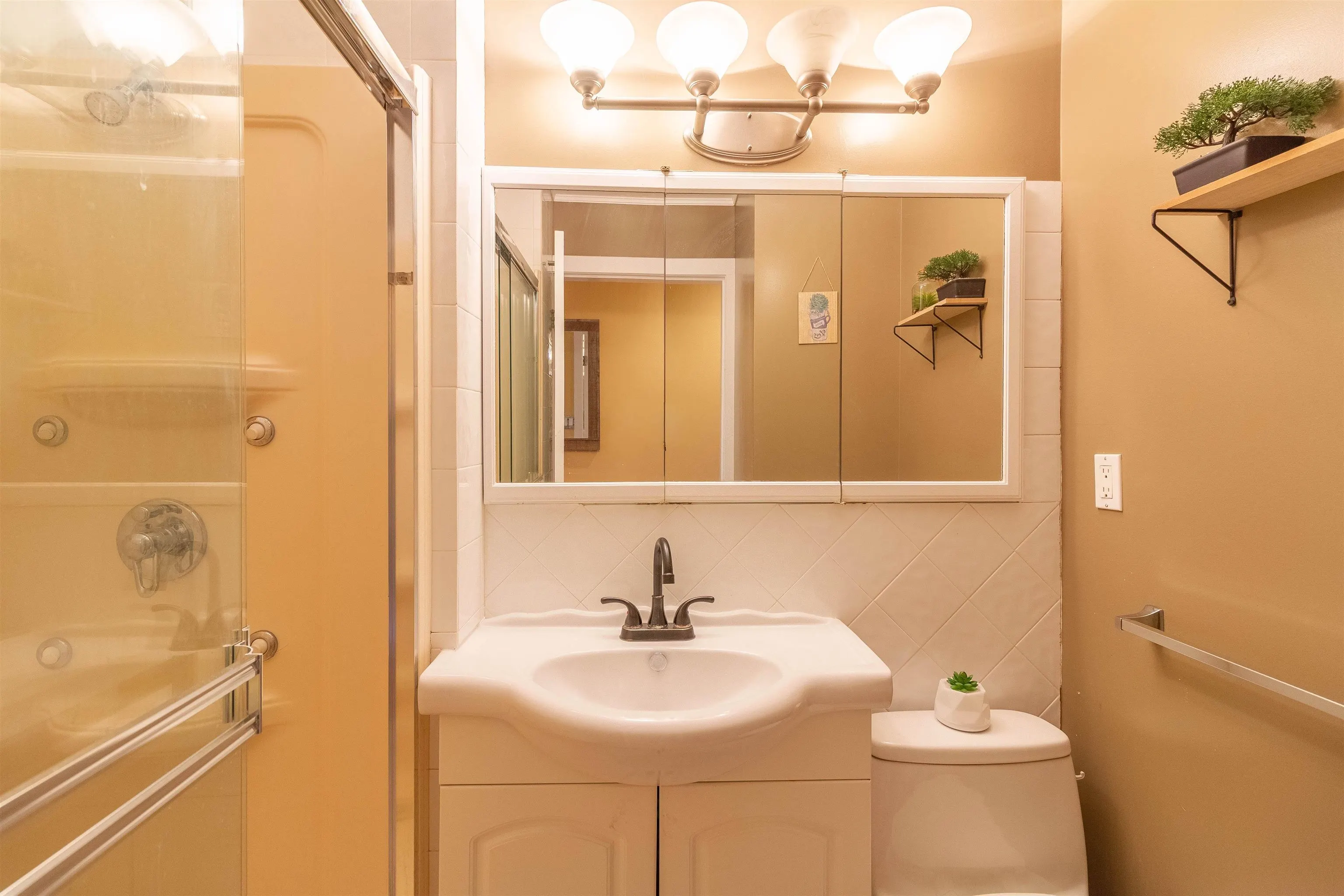 111 N Fell Avenue