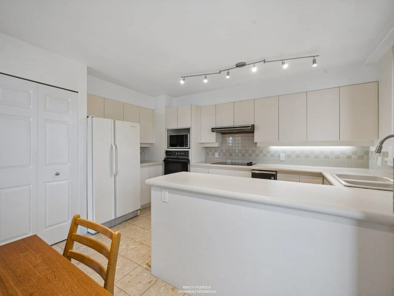 2189 W 42nd Avenue #302