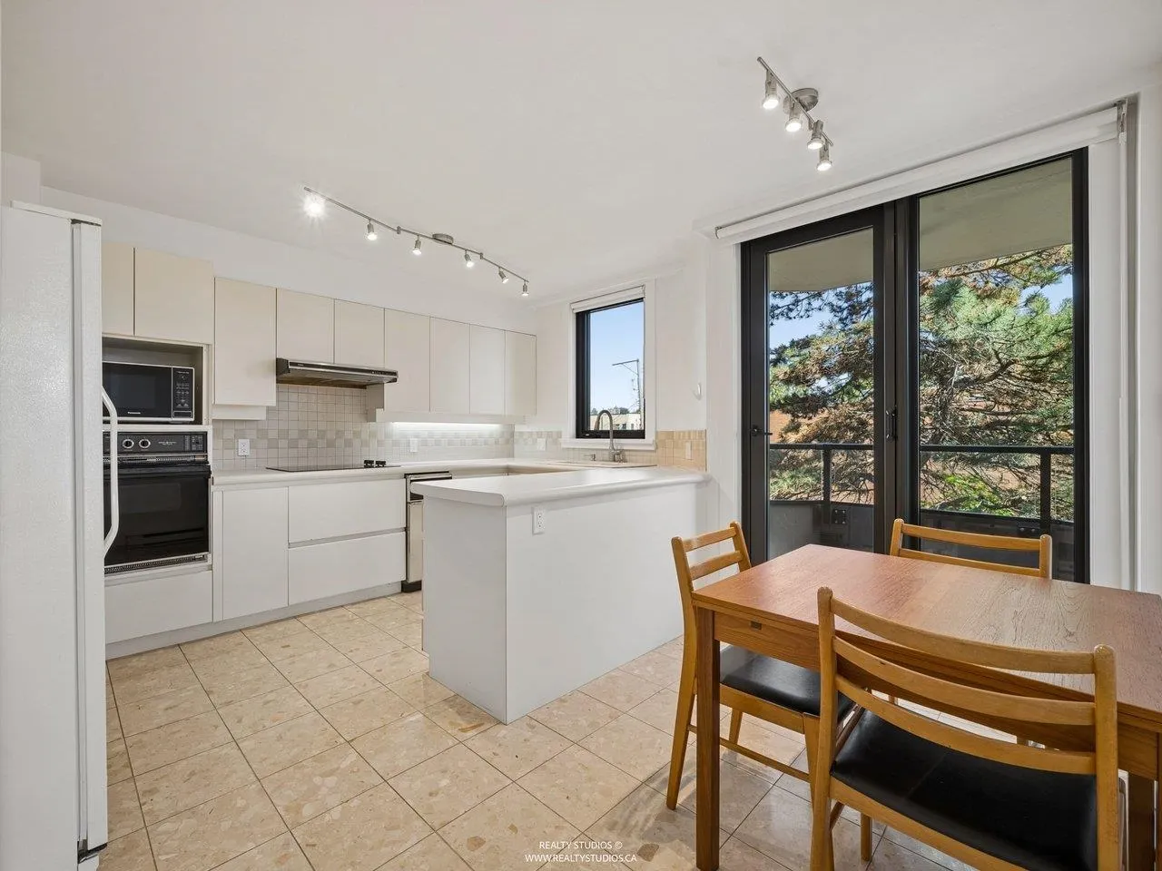 2189 W 42nd Avenue #302