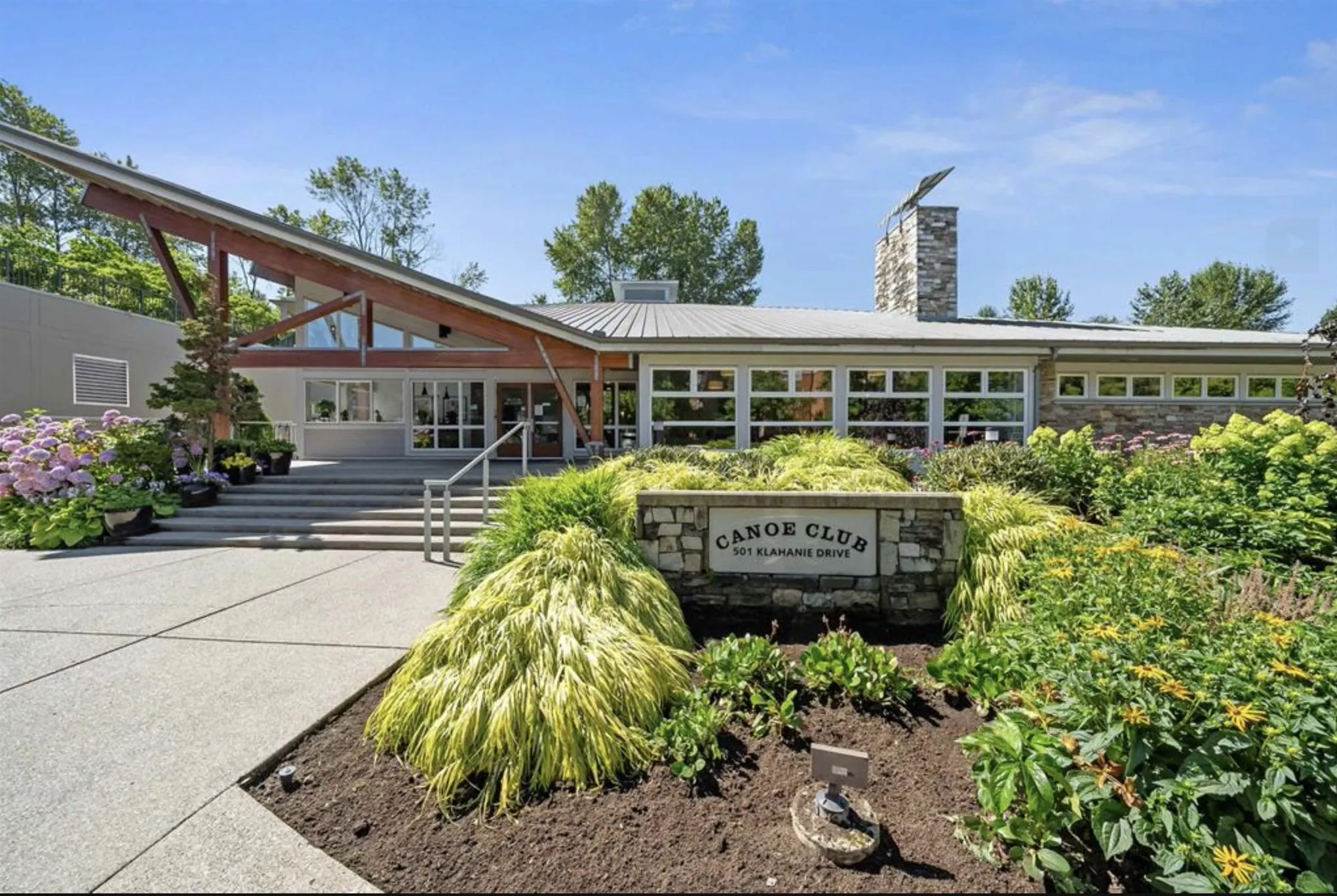 500 Klahanie Drive #201