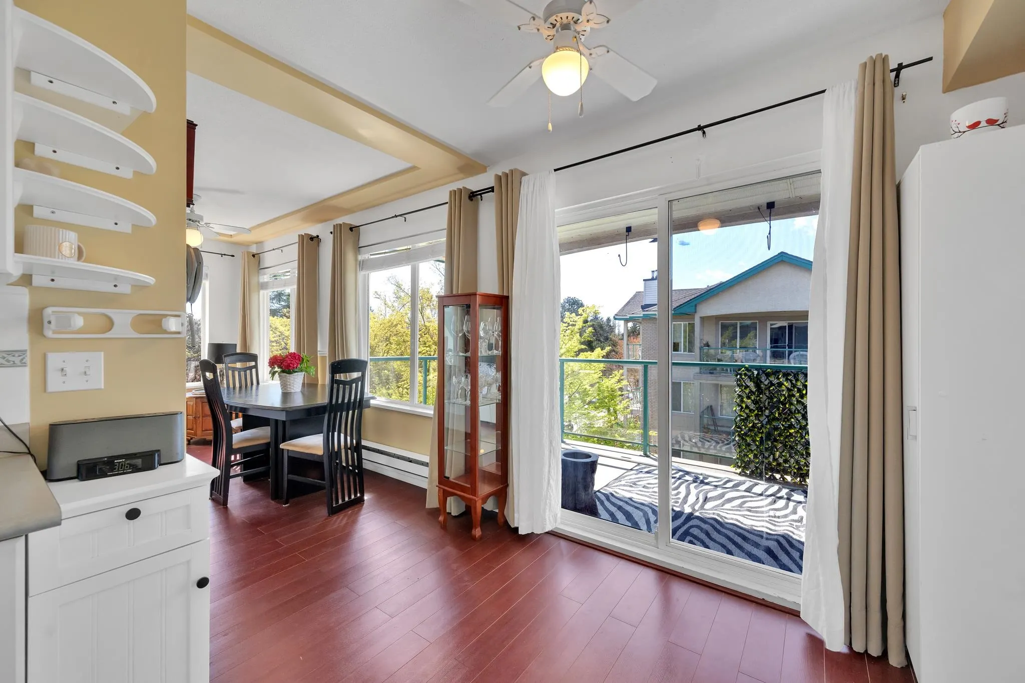 20443 53 Avenue #409