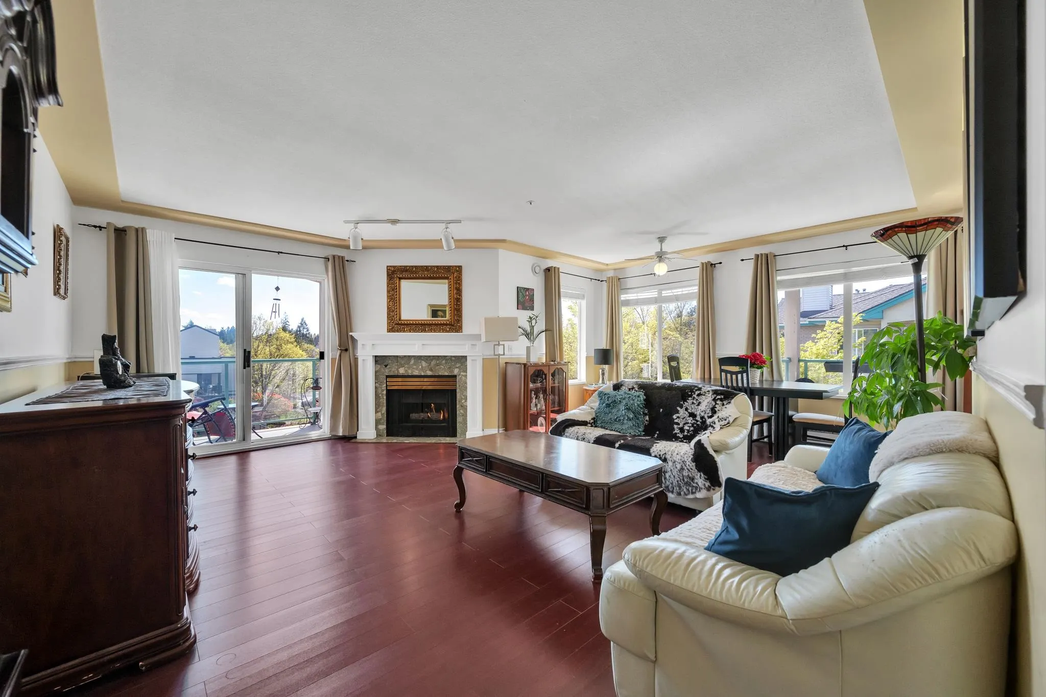 20443 53 Avenue #409