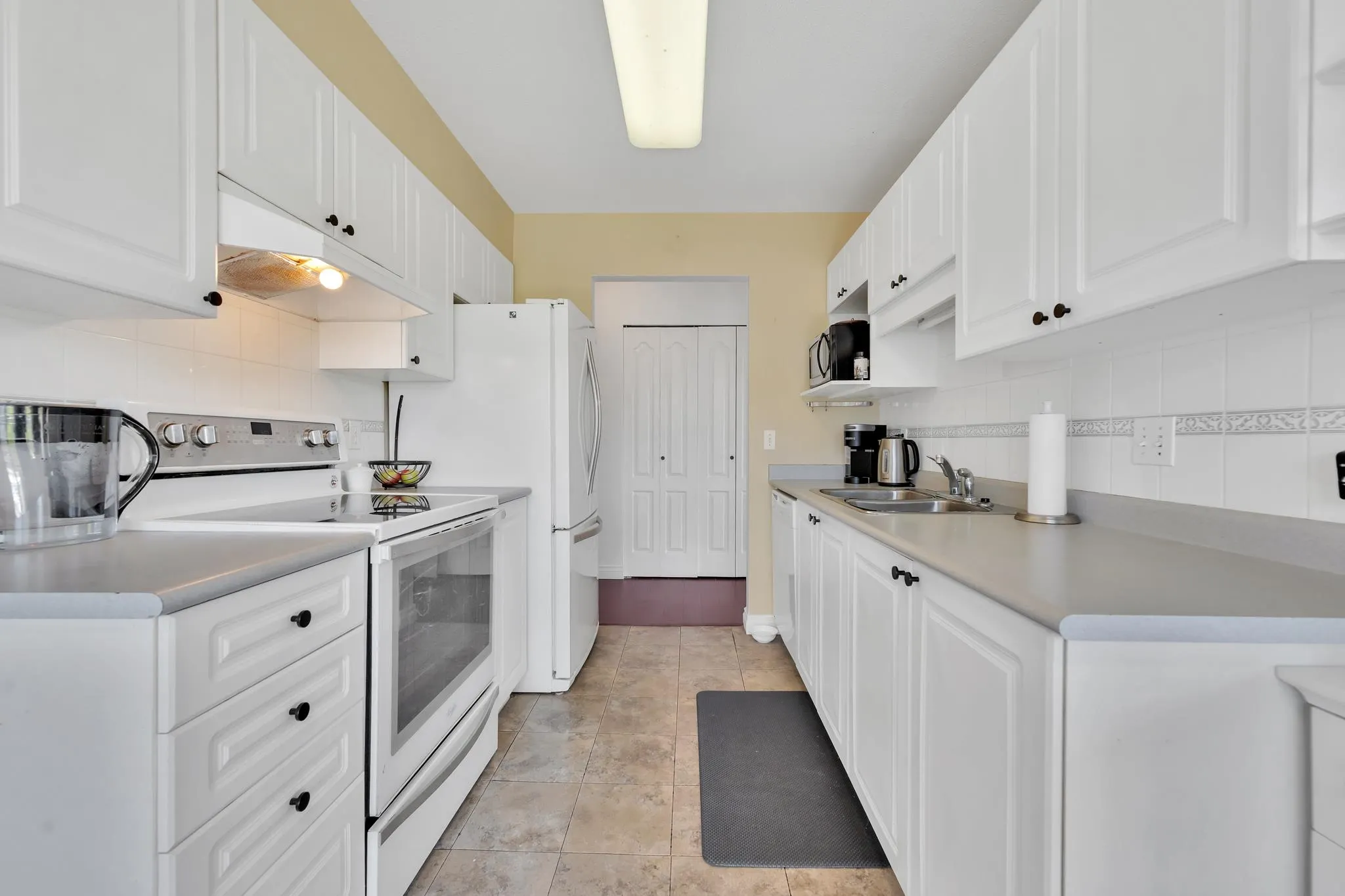 20443 53 Avenue #409