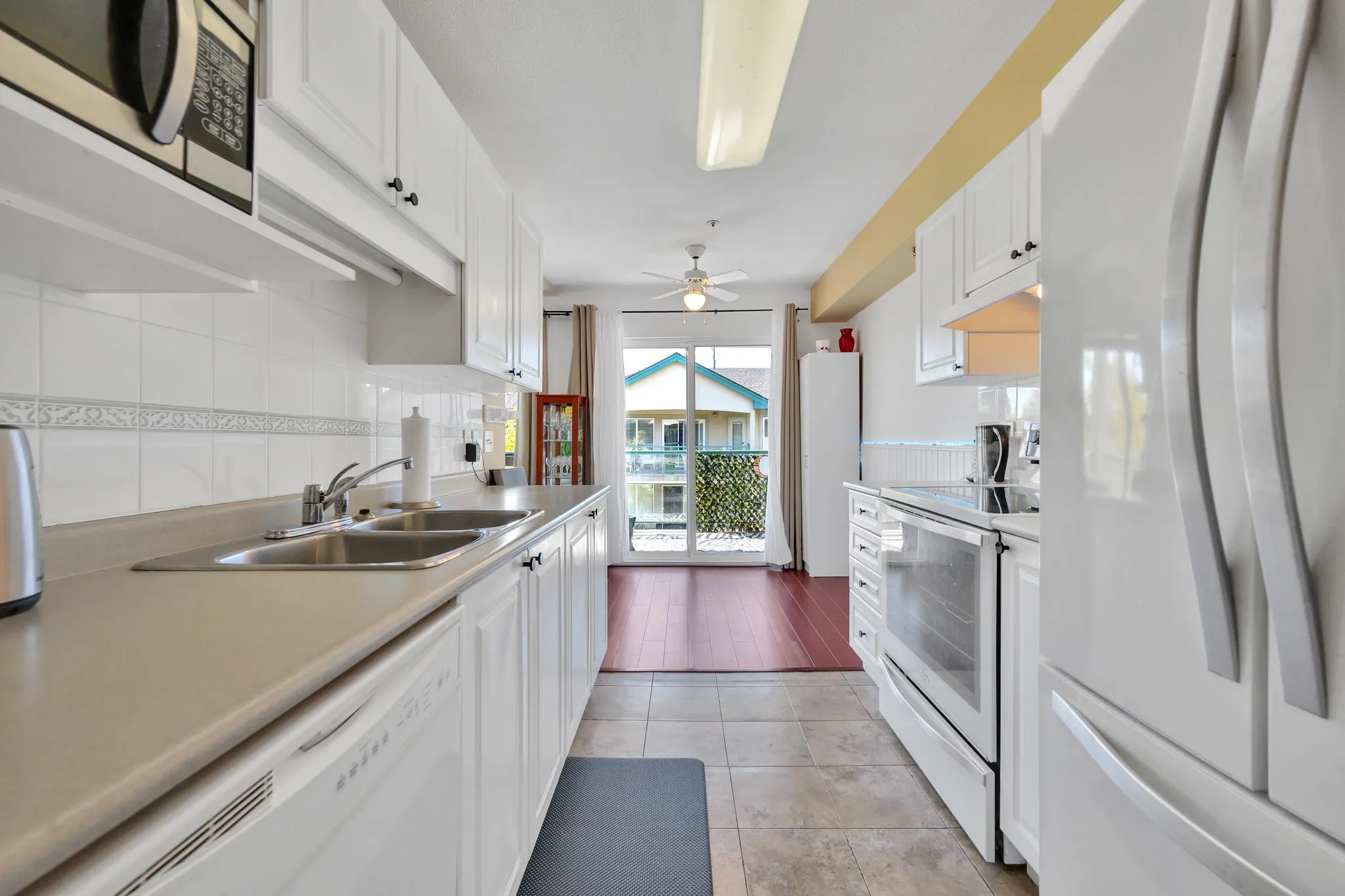 20443 53 Avenue #409