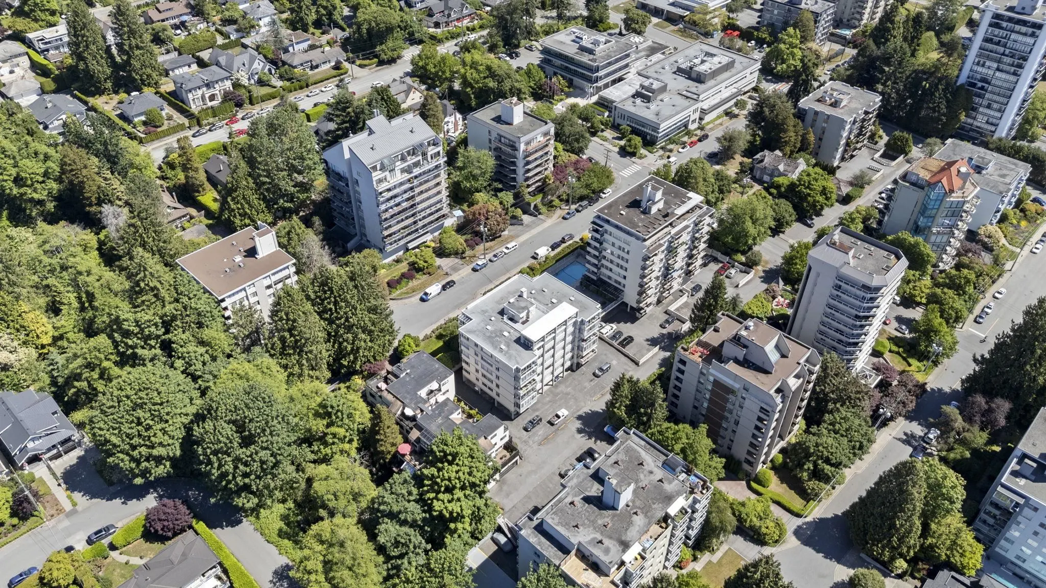 1750 Esquimalt Avenue #504