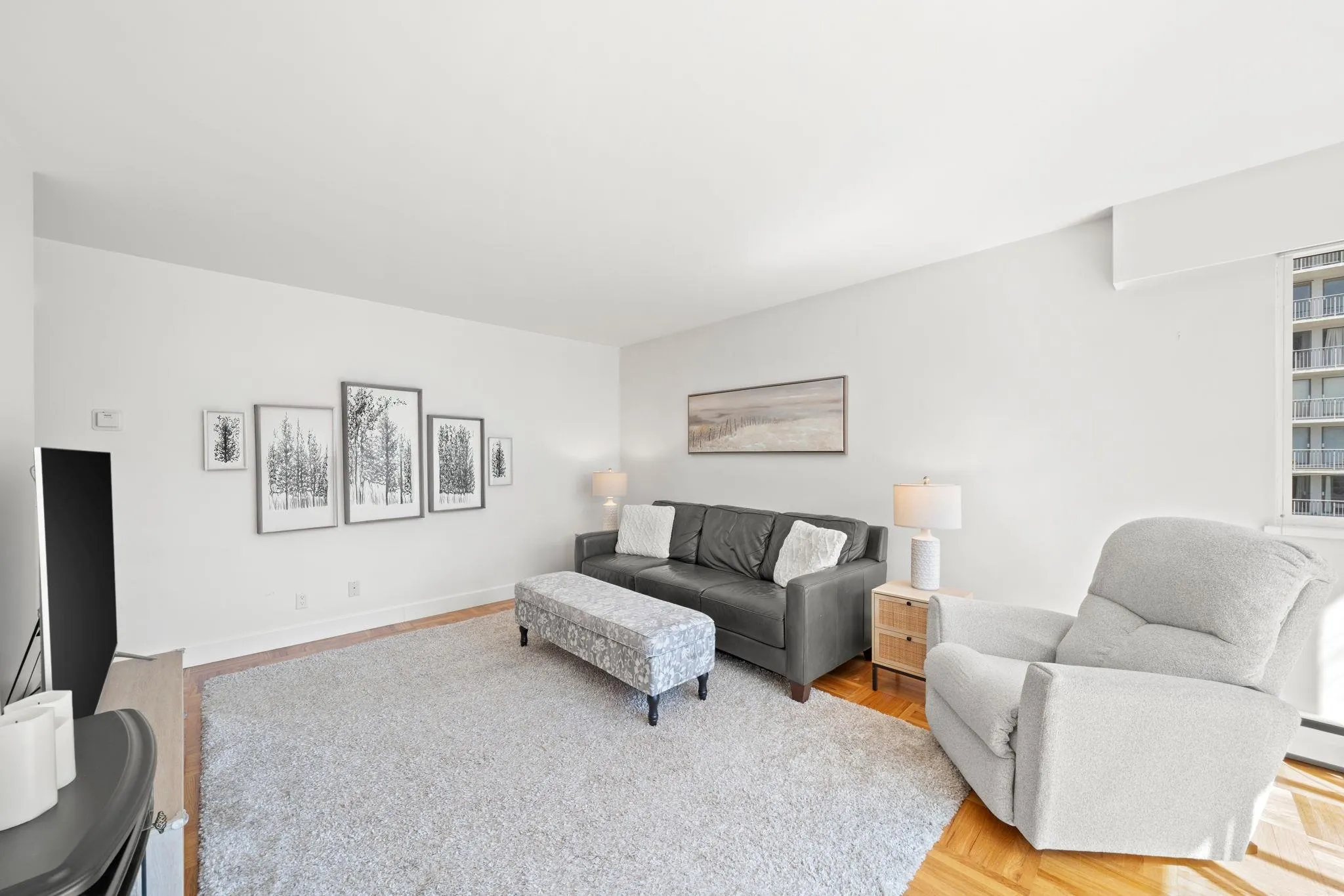 1750 Esquimalt Avenue #504