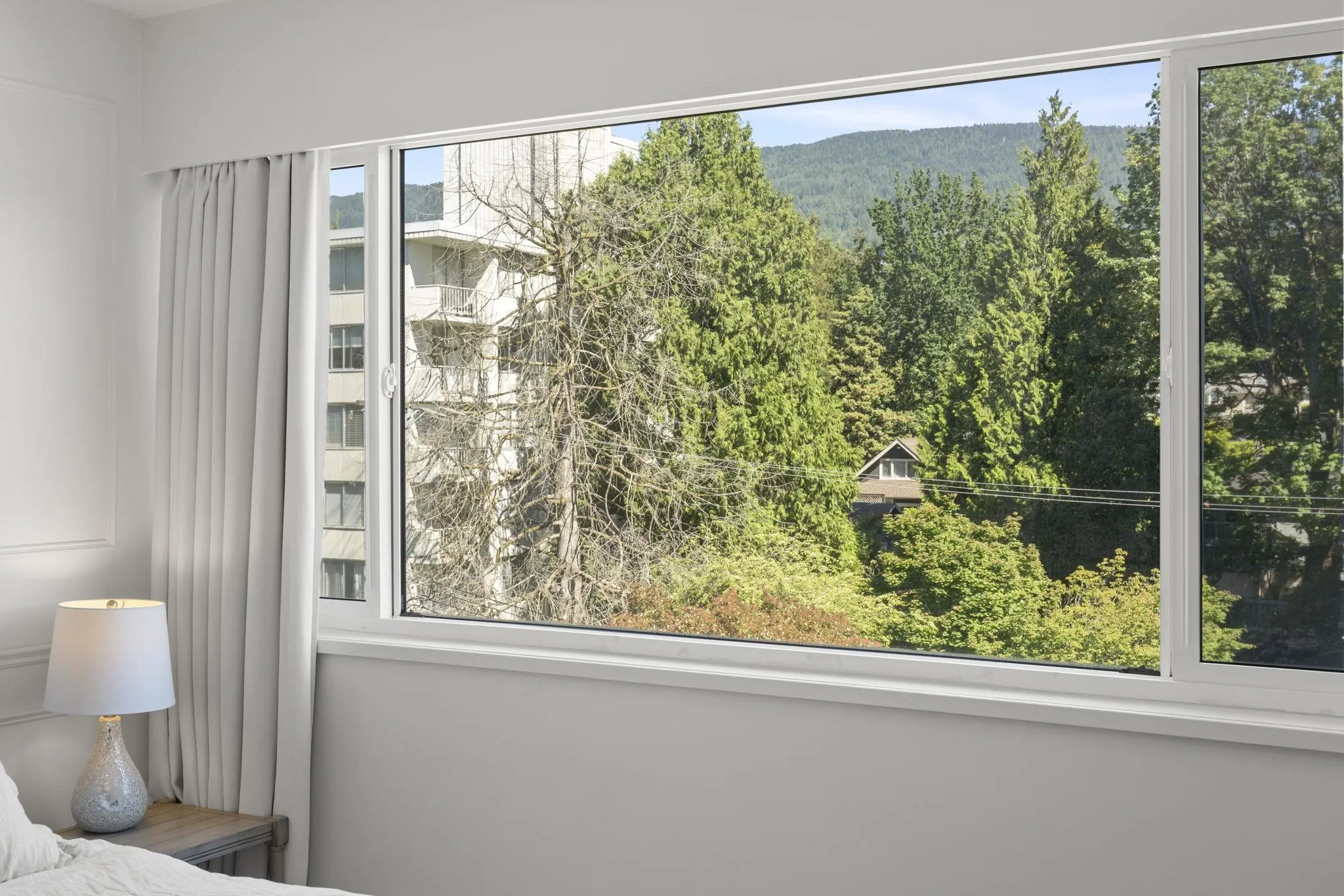 1750 Esquimalt Avenue #504