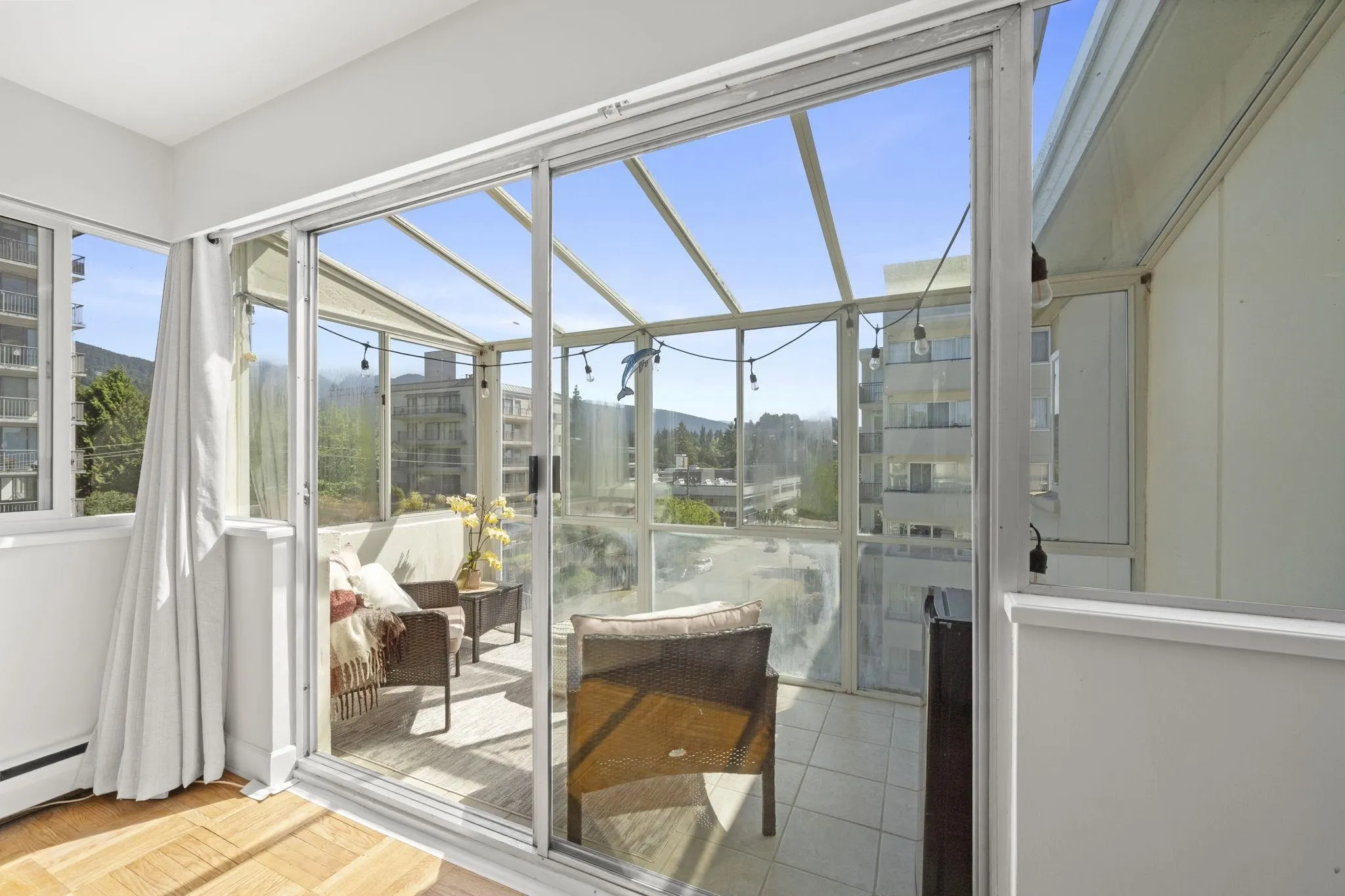 1750 Esquimalt Avenue #504